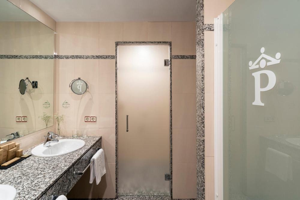 Junior Suite - Photo 6