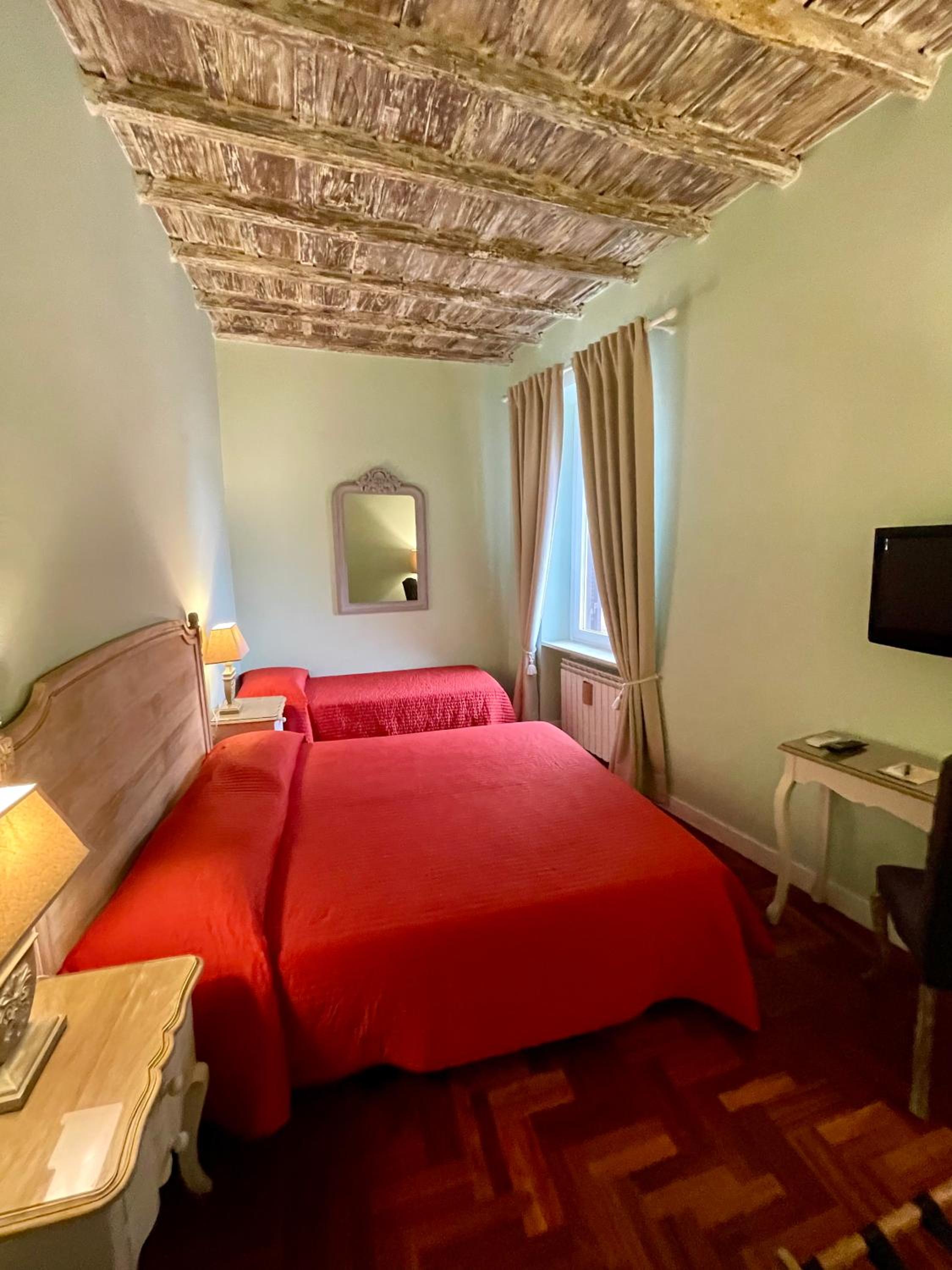 Triple Room photo 3
