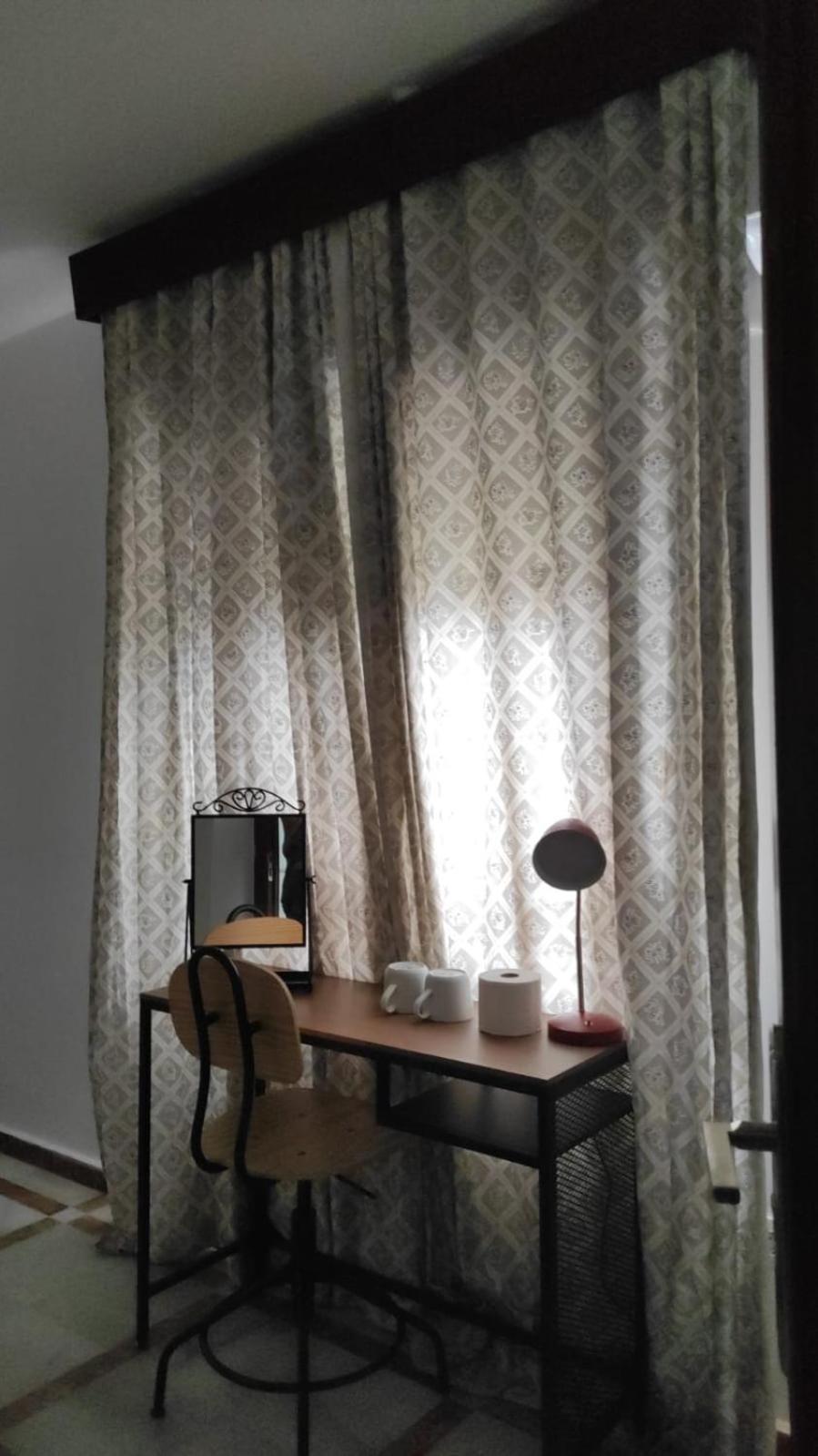 Double Room with Shared Bathroom photo 2