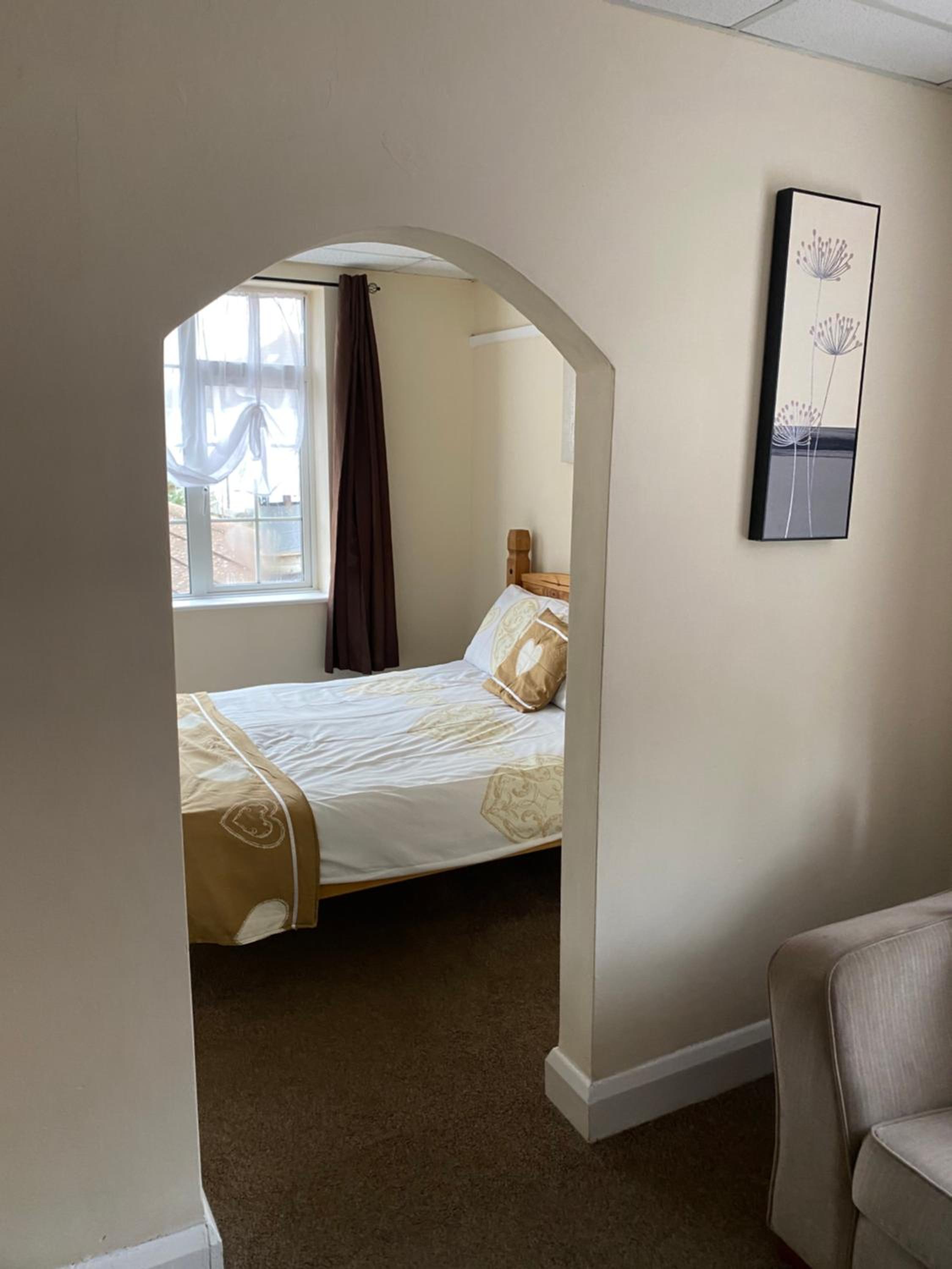 Large Double Room photo 2
