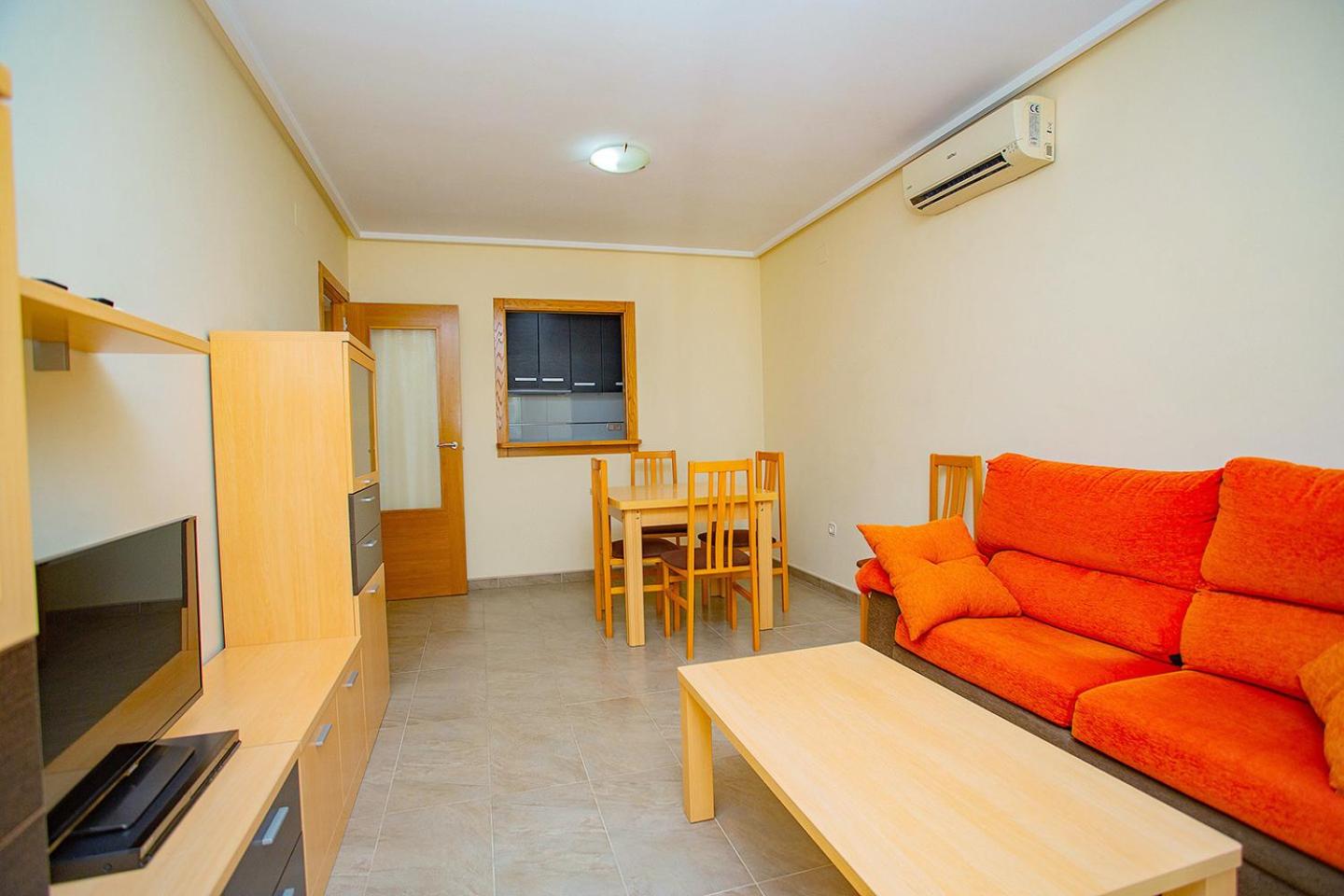 Apartamento con Balcón