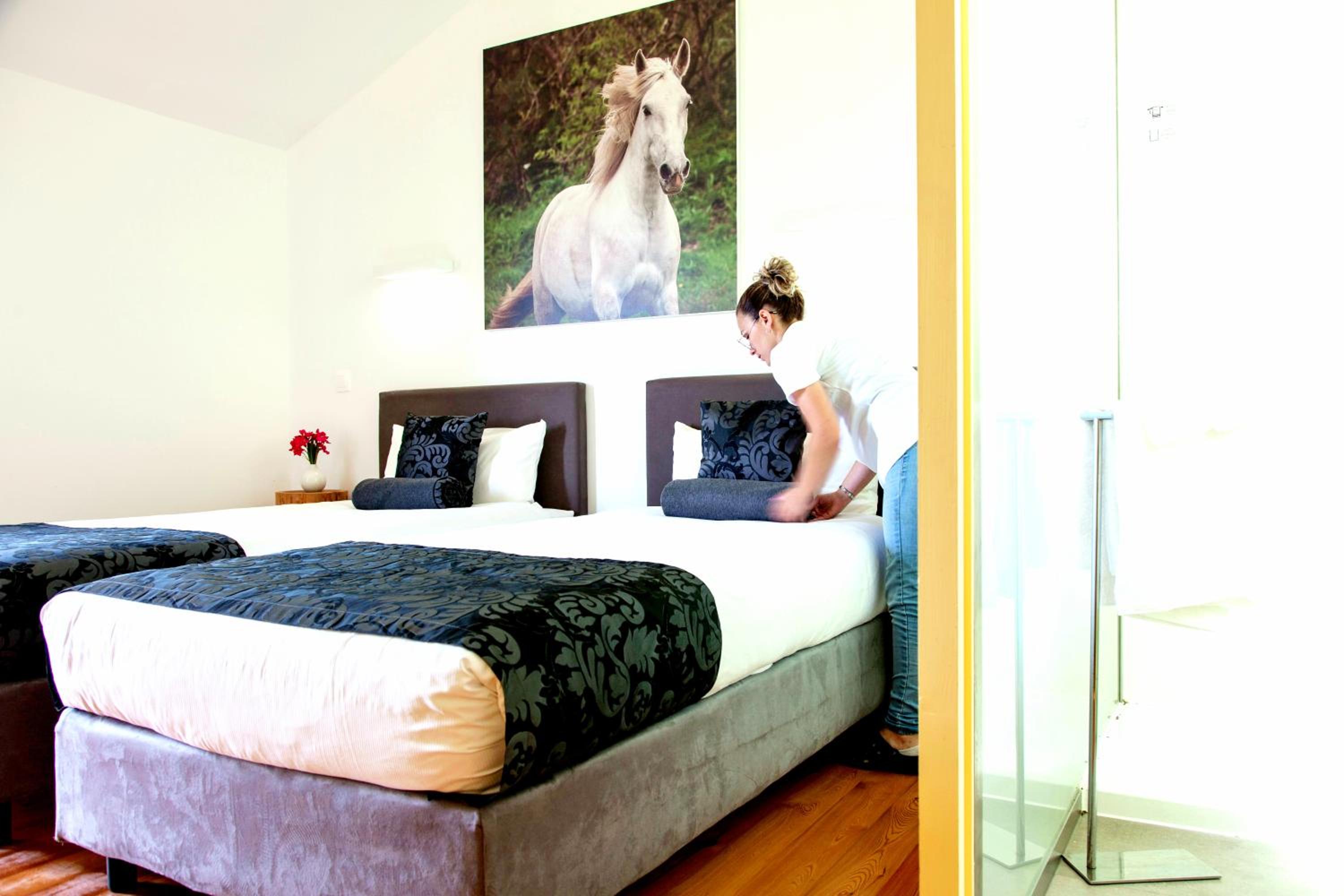 Double or Twin Room with Sea View photo 3