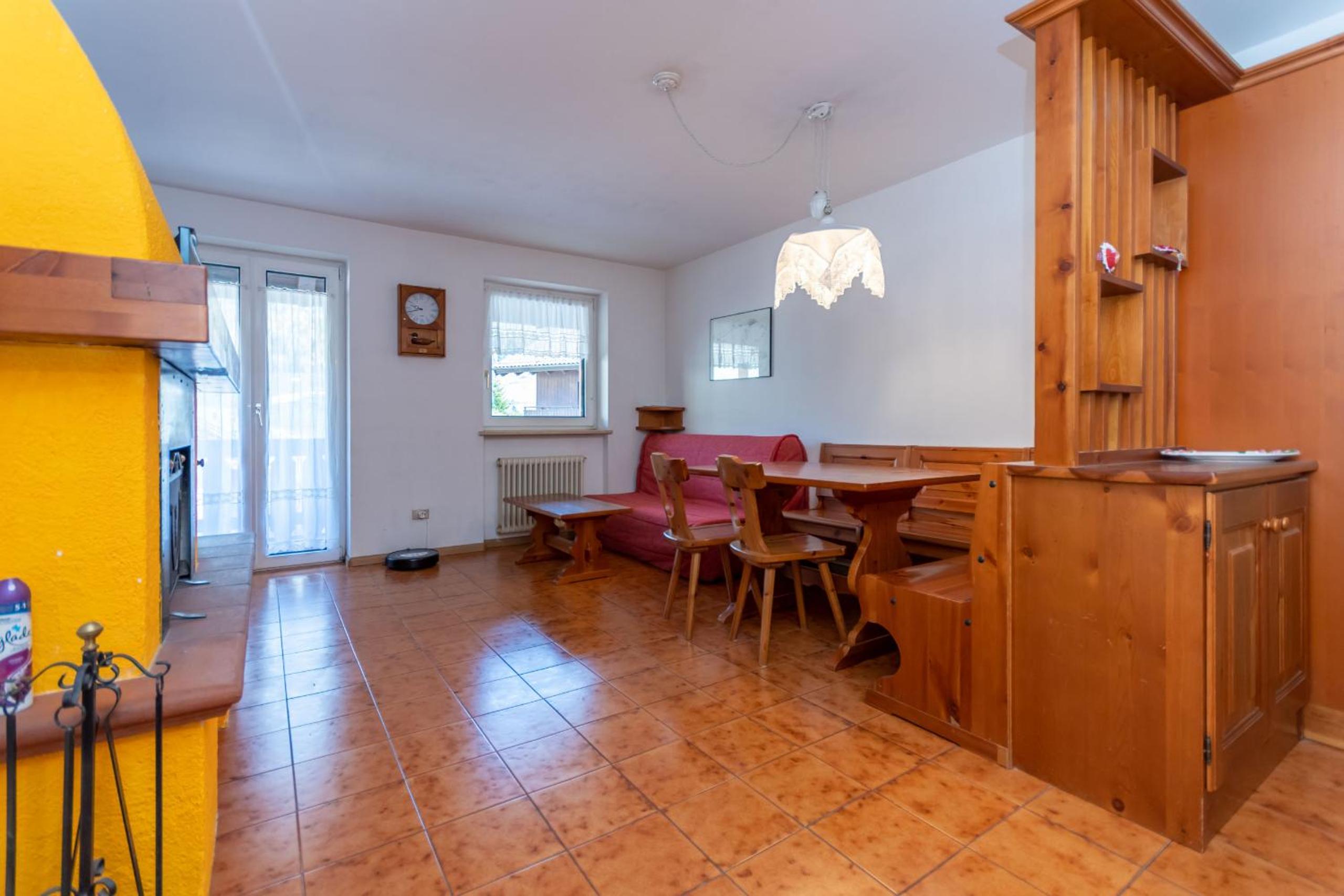 Apartment with Mountain View photo 1