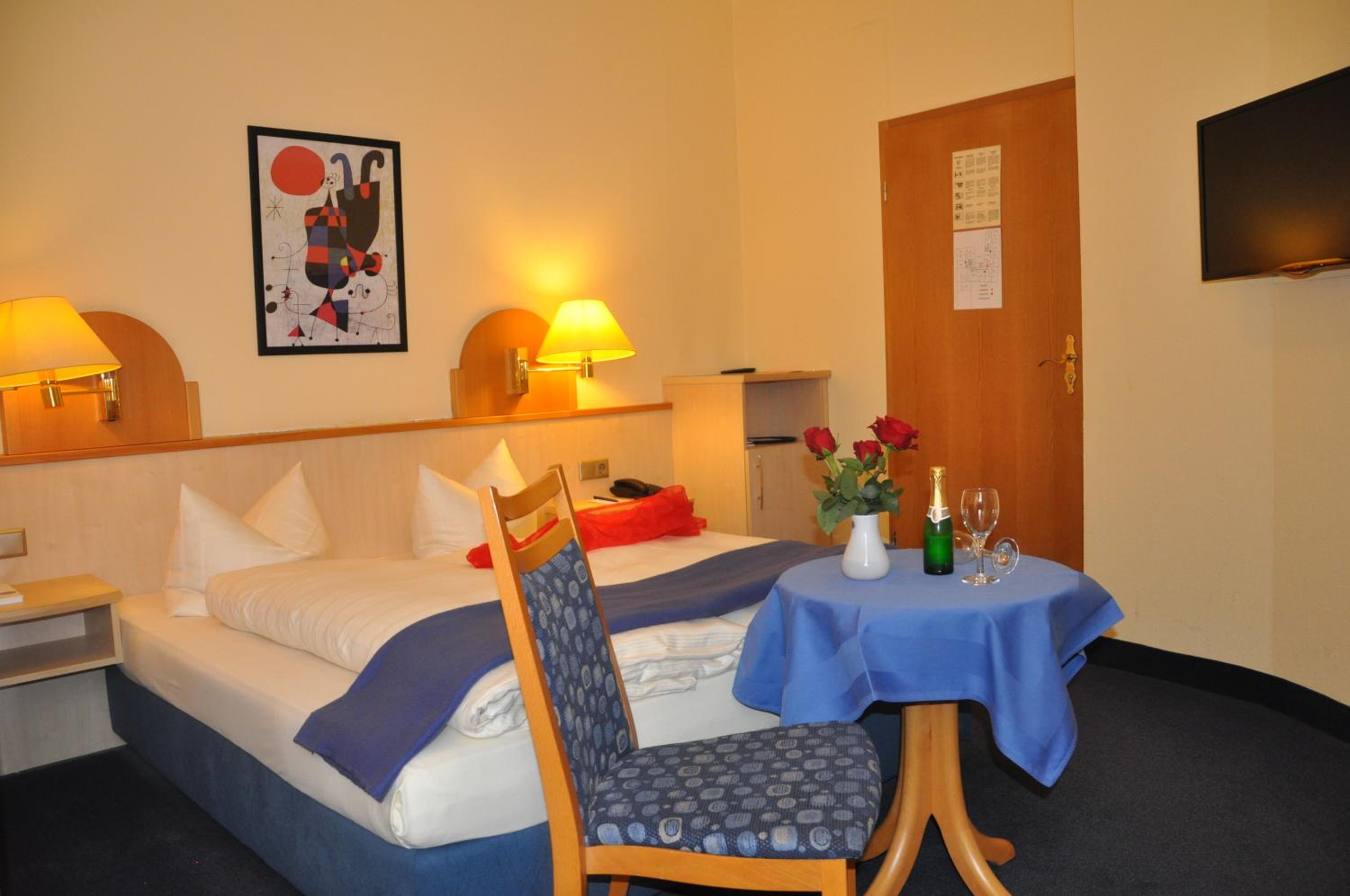 Double Room - Photo 1