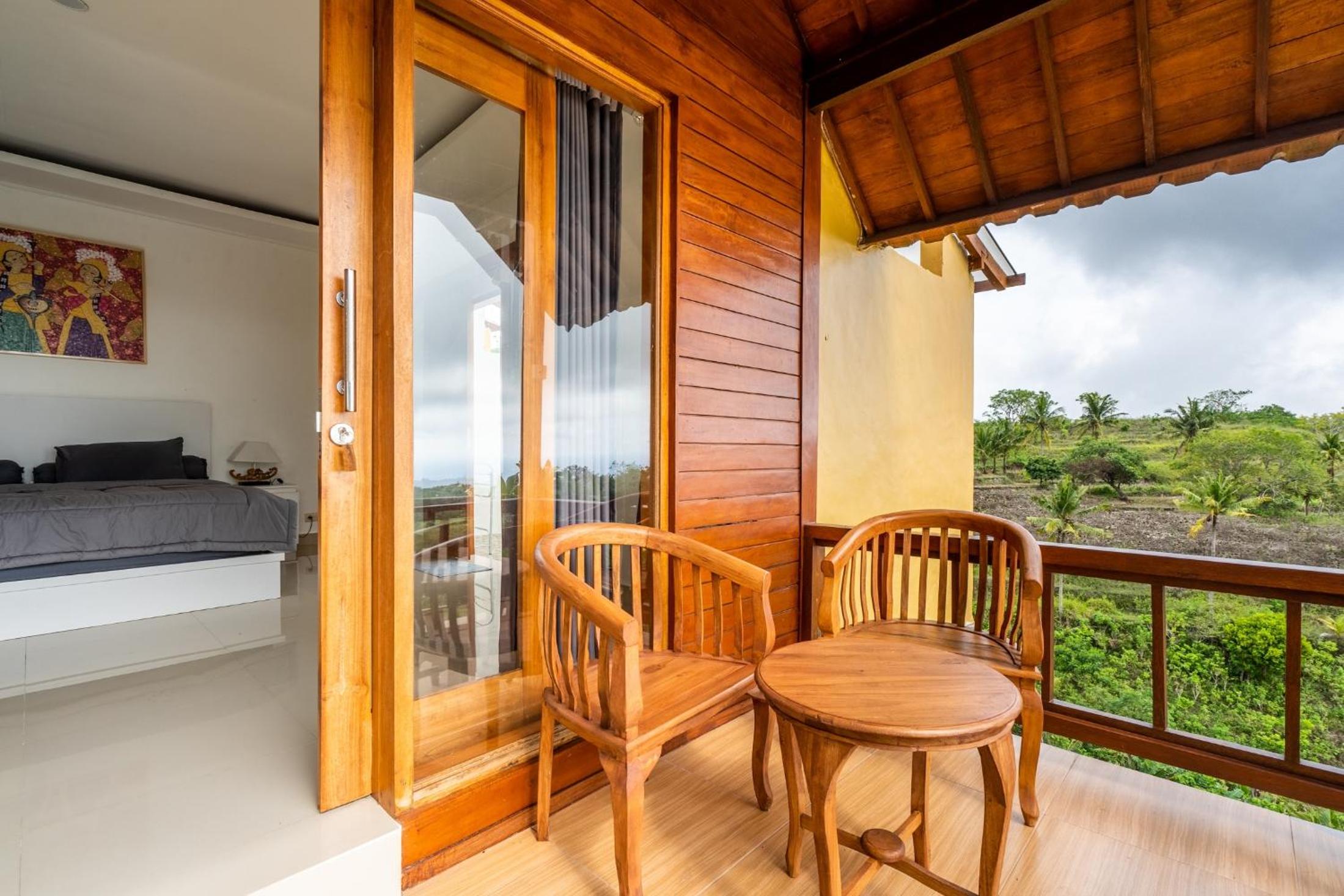 Deluxe Double Room with Balcony and Sea View - Photo 9