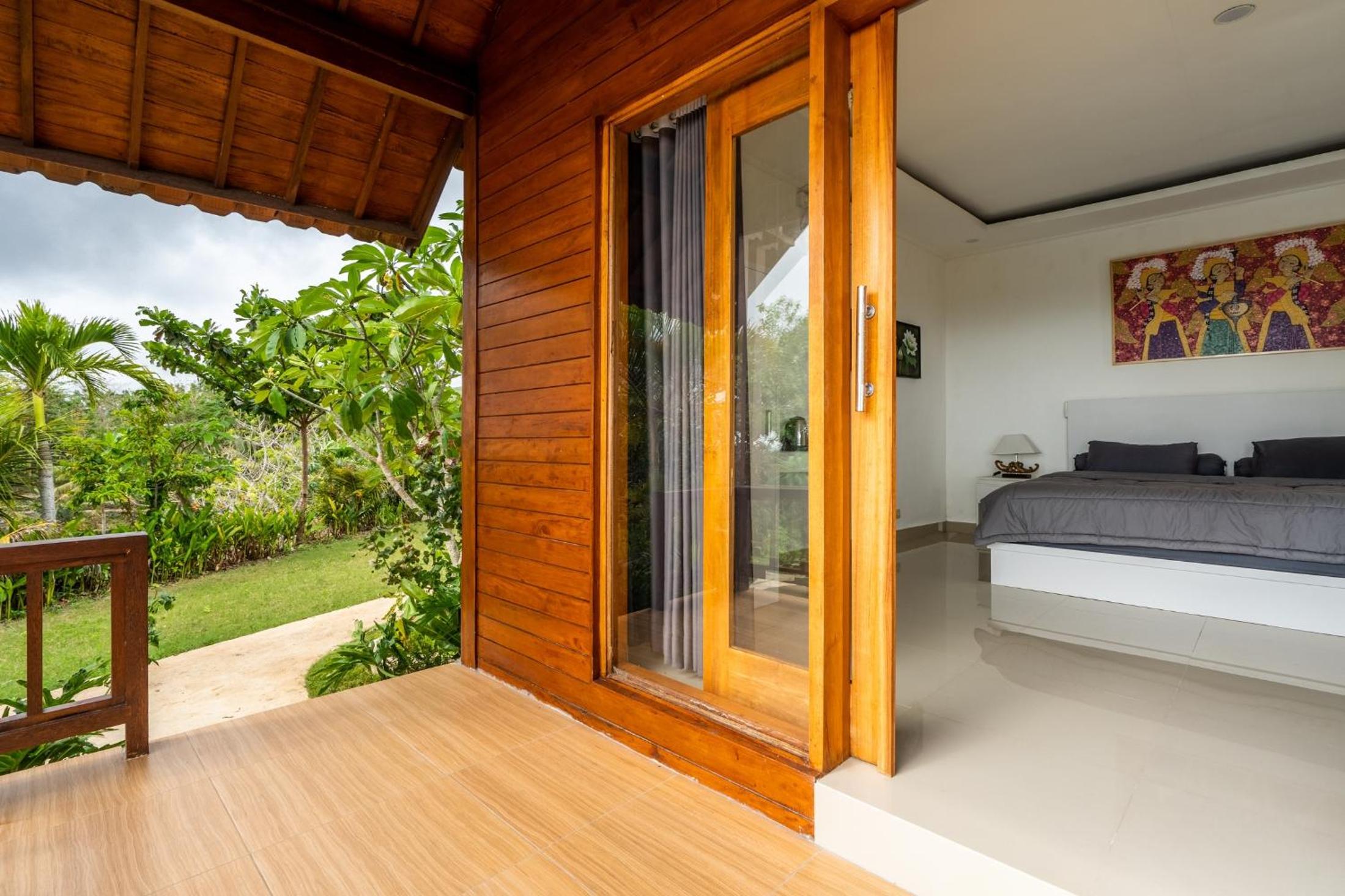 Deluxe Double Room with Balcony and Sea View - Photo 21