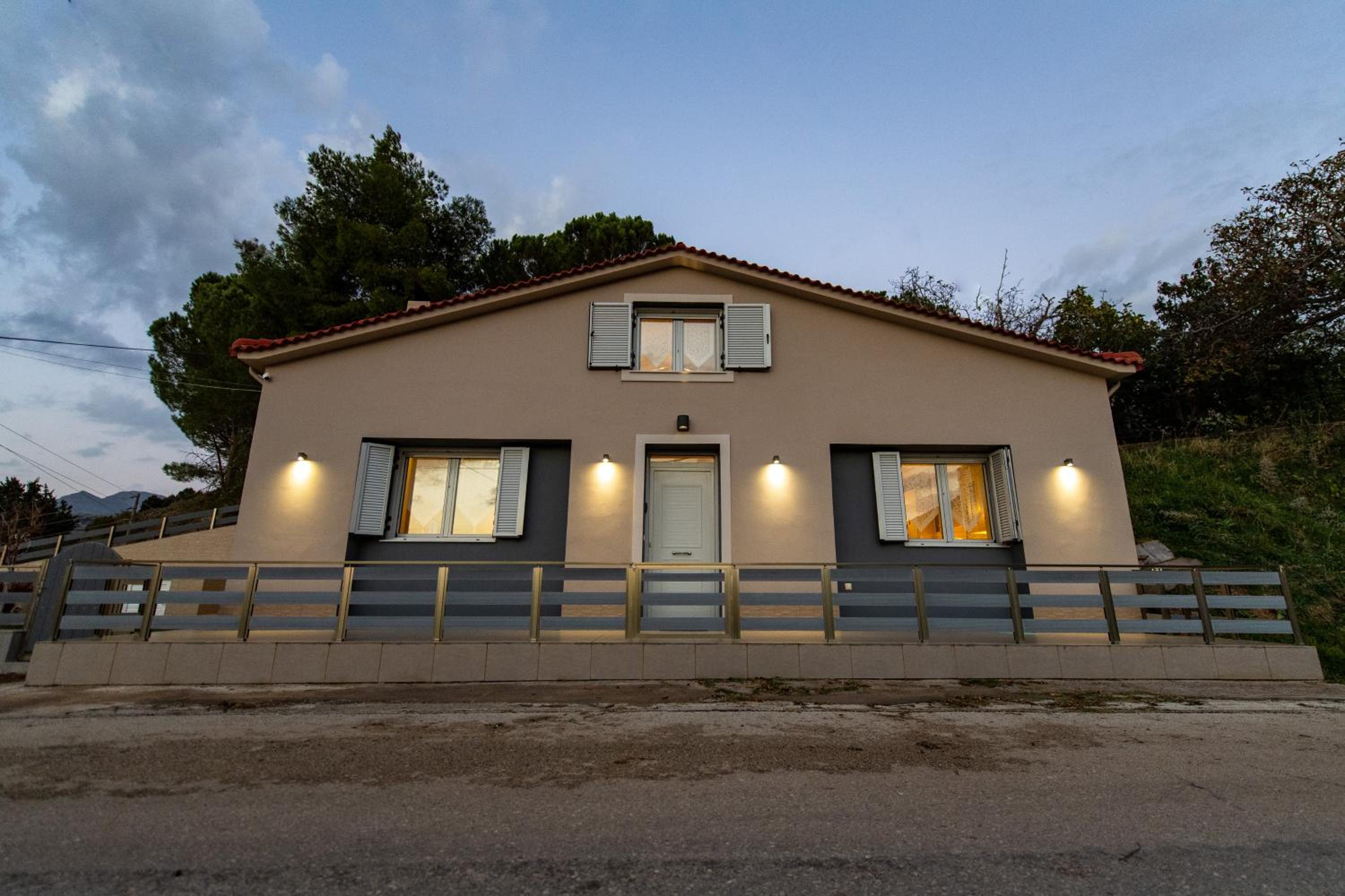 One-Bedroom House photo 2