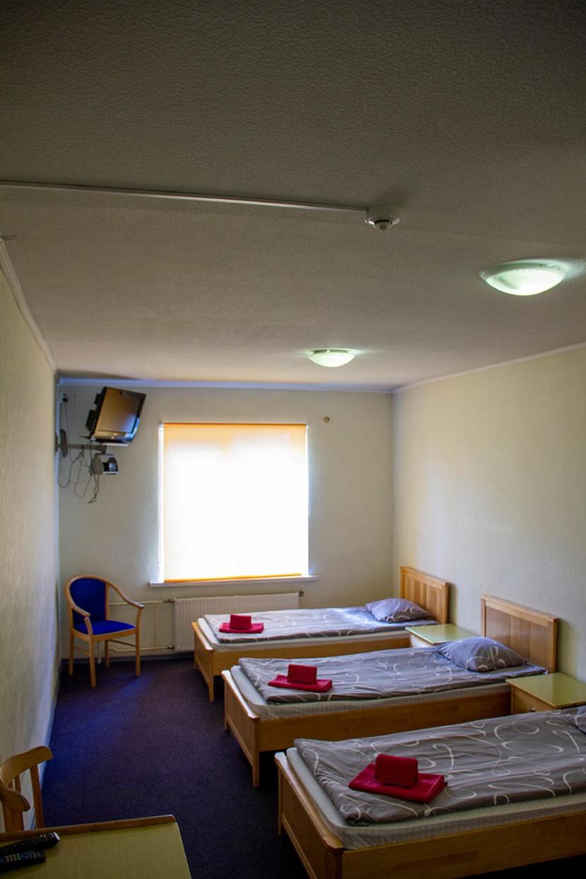 Triple Room with Private Bathroom - Photo 3