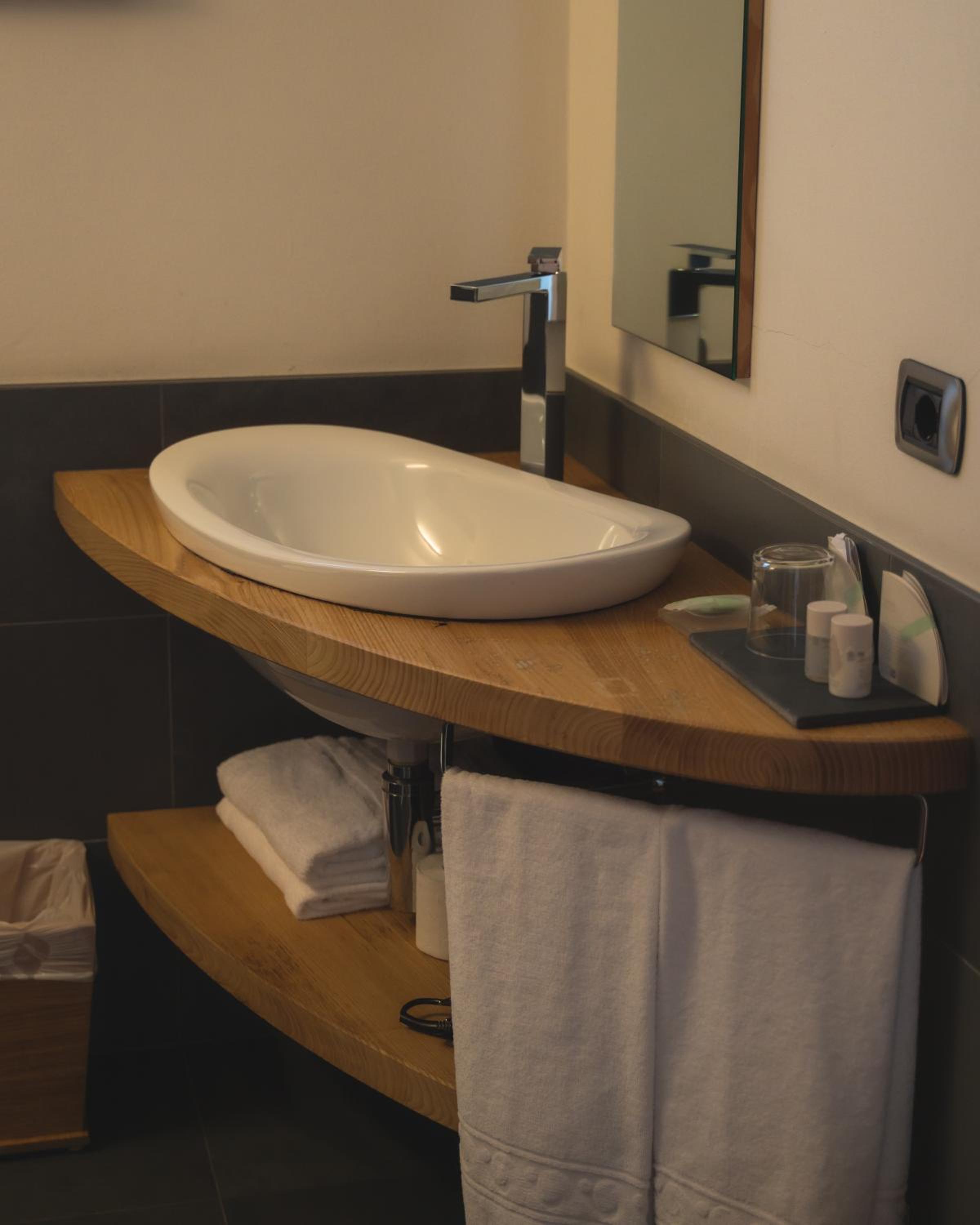 Double Room - Photo 2