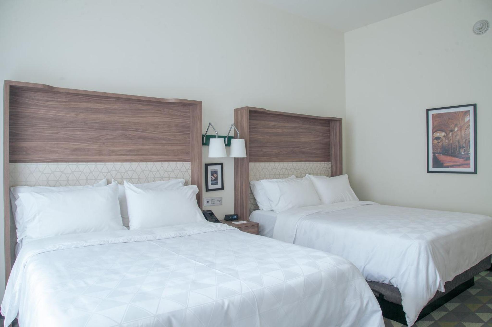 Suite with Two Beds - Non-Smoking photo 2
