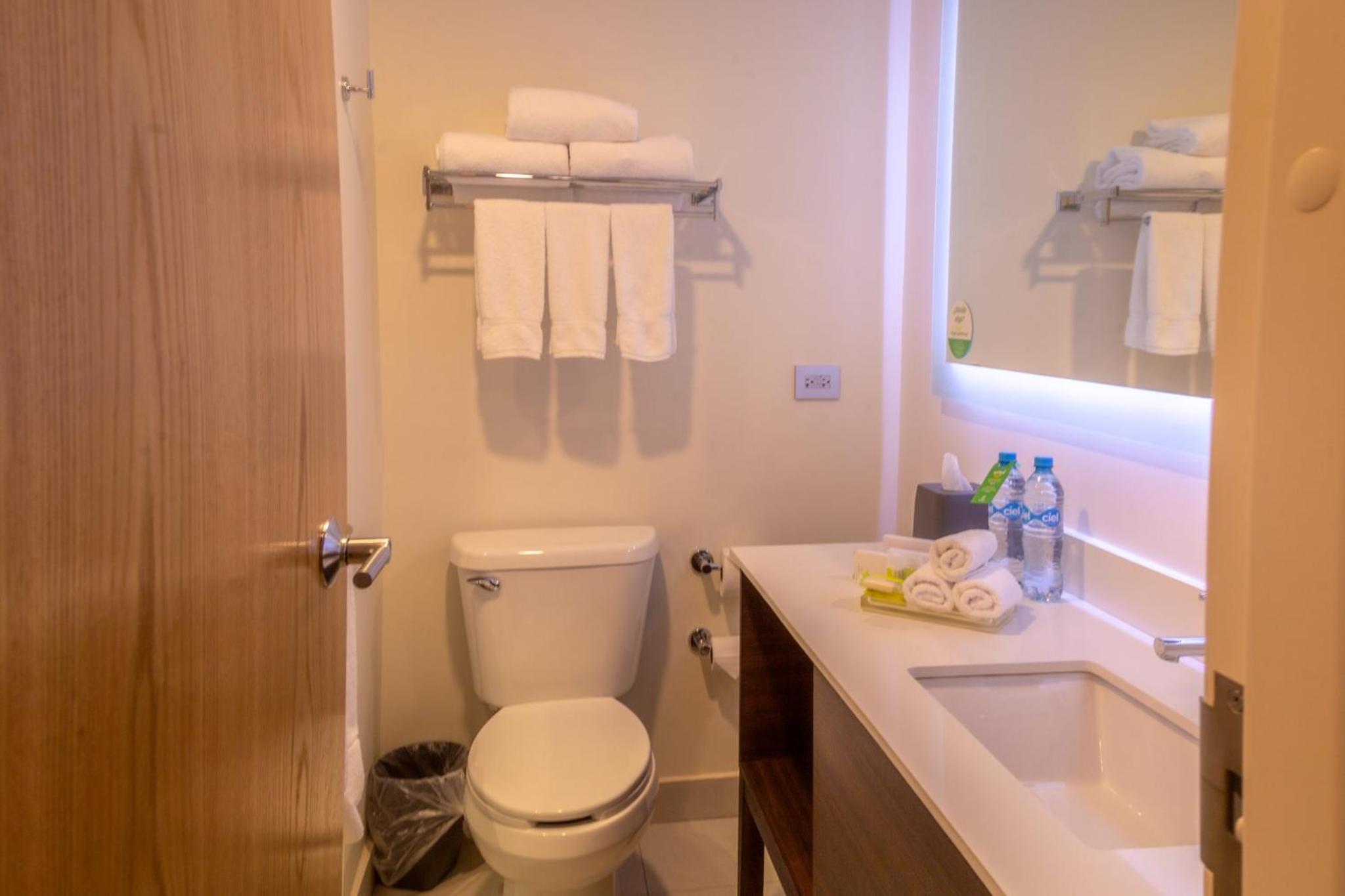 Standard Room photo 2