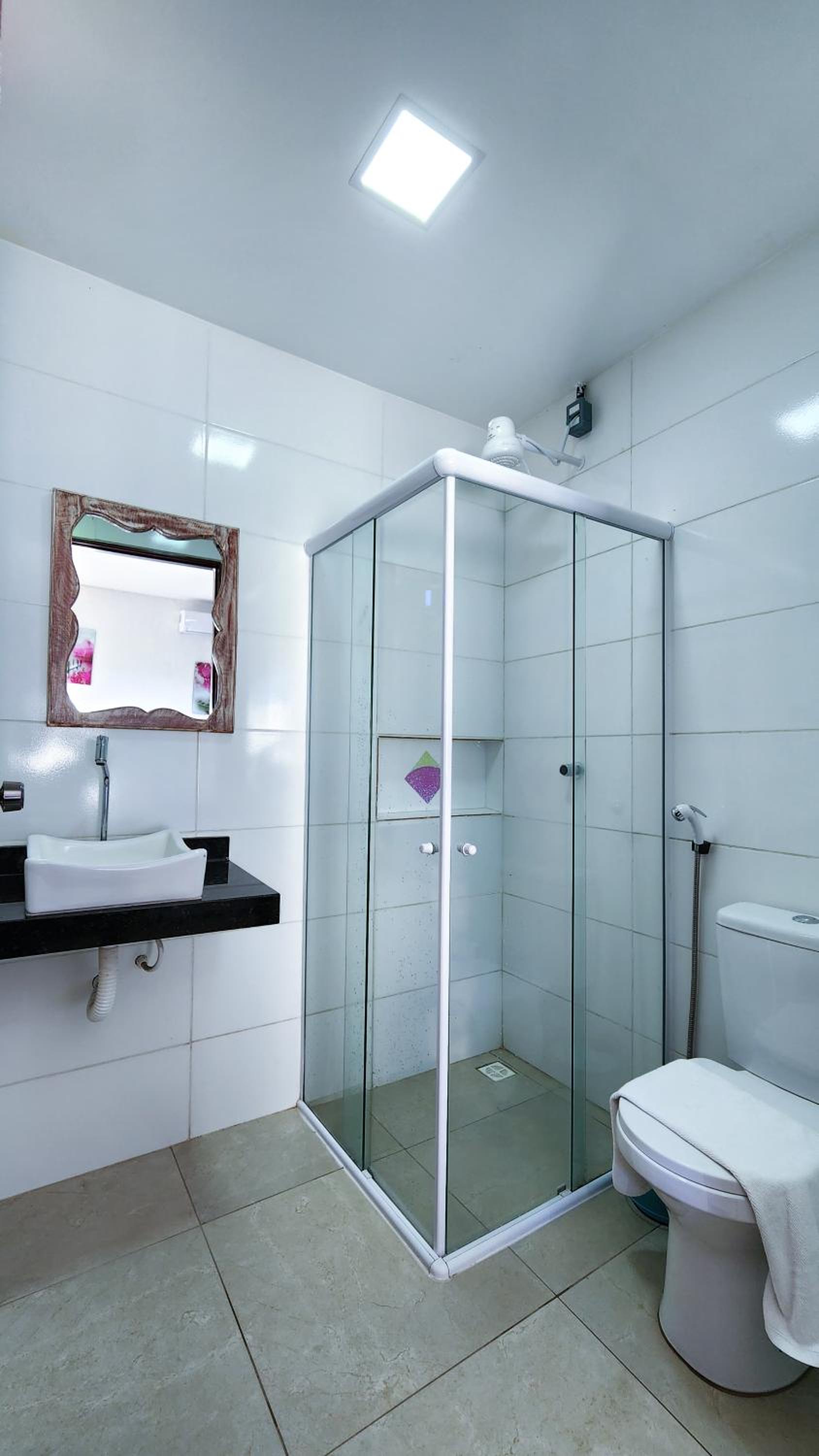 Deluxe Triple Room - Photo 10