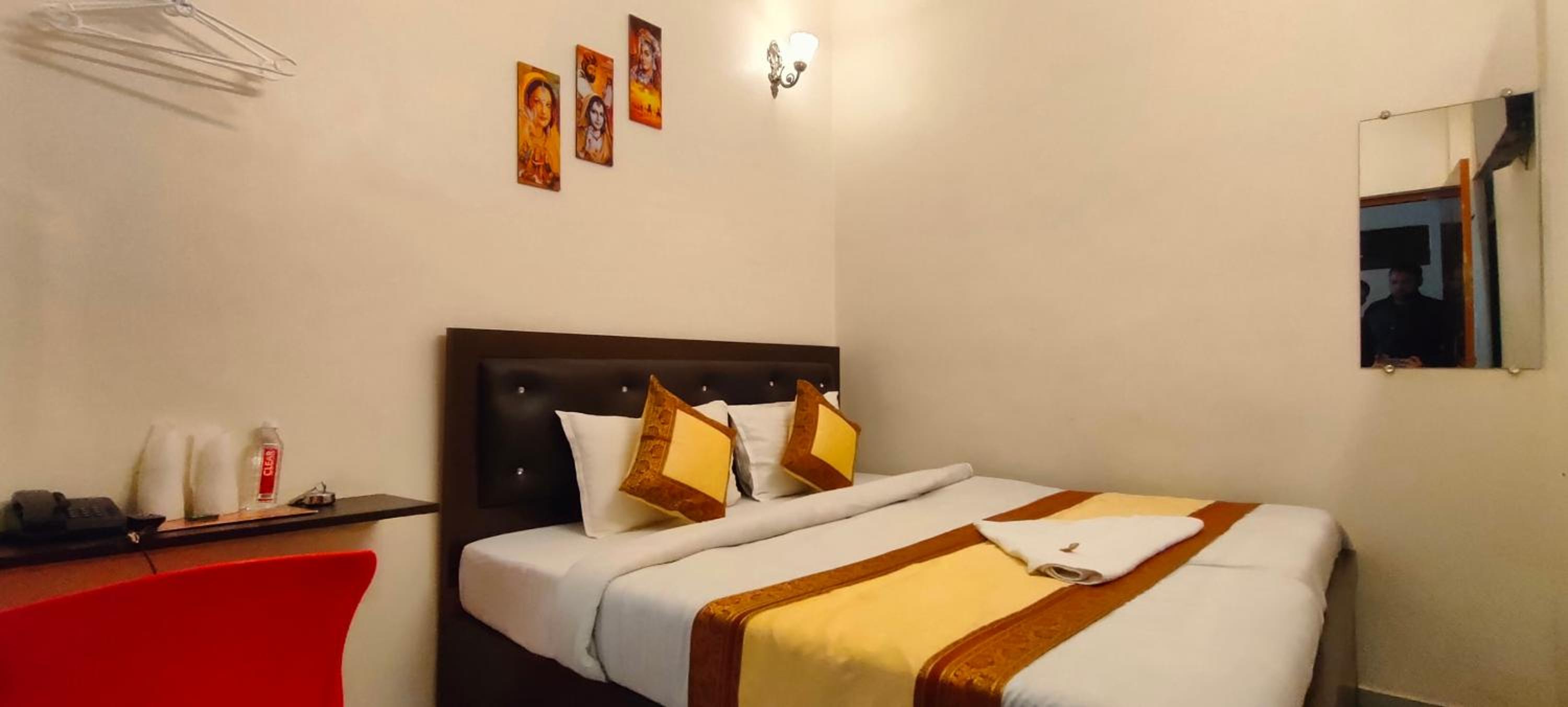 Standard Double Room - Photo 1