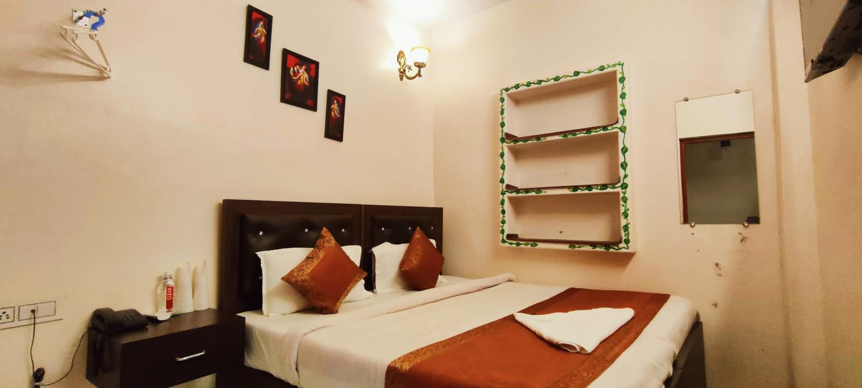 Standard Double Room - Photo 5