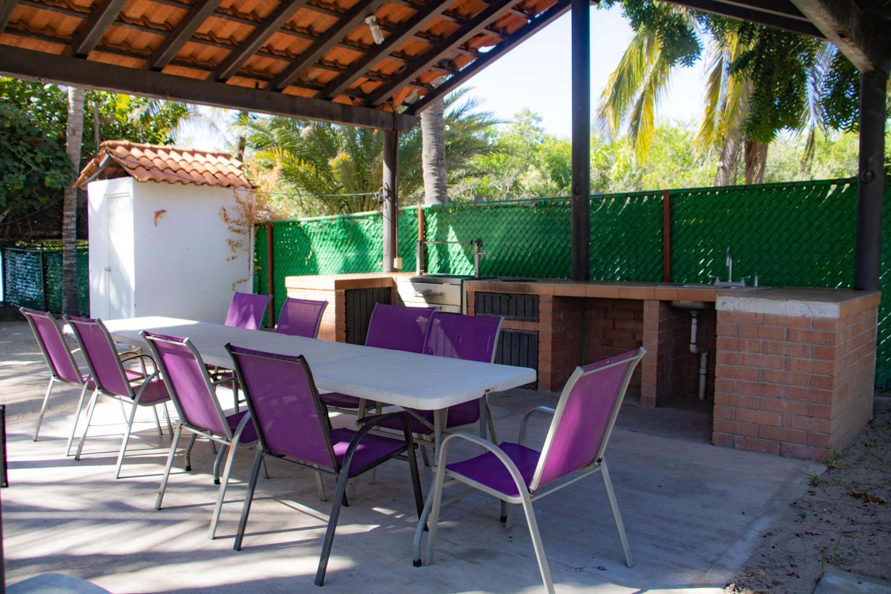 Three-Bedroom House - Photo 8