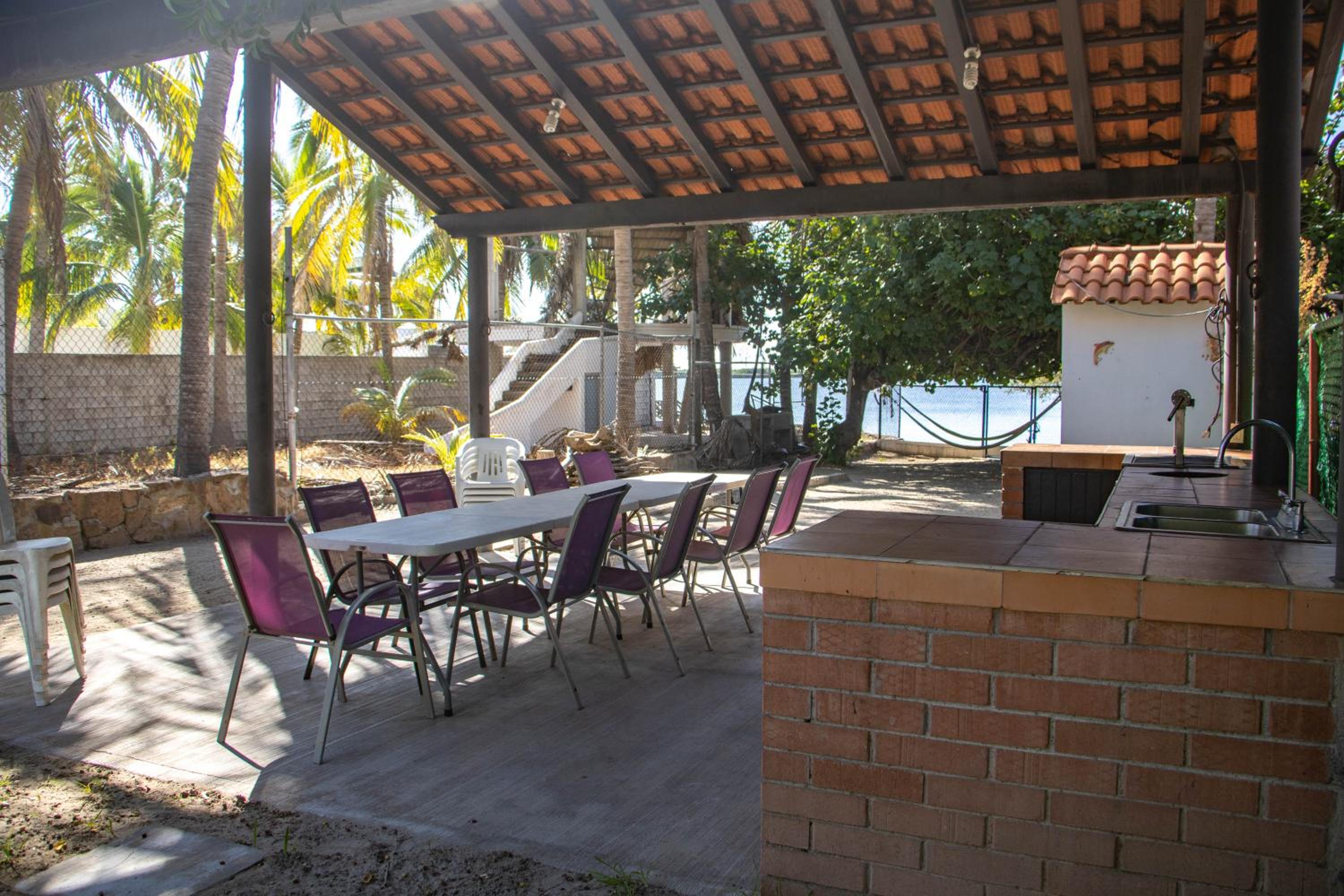 Three-Bedroom House - Photo 7