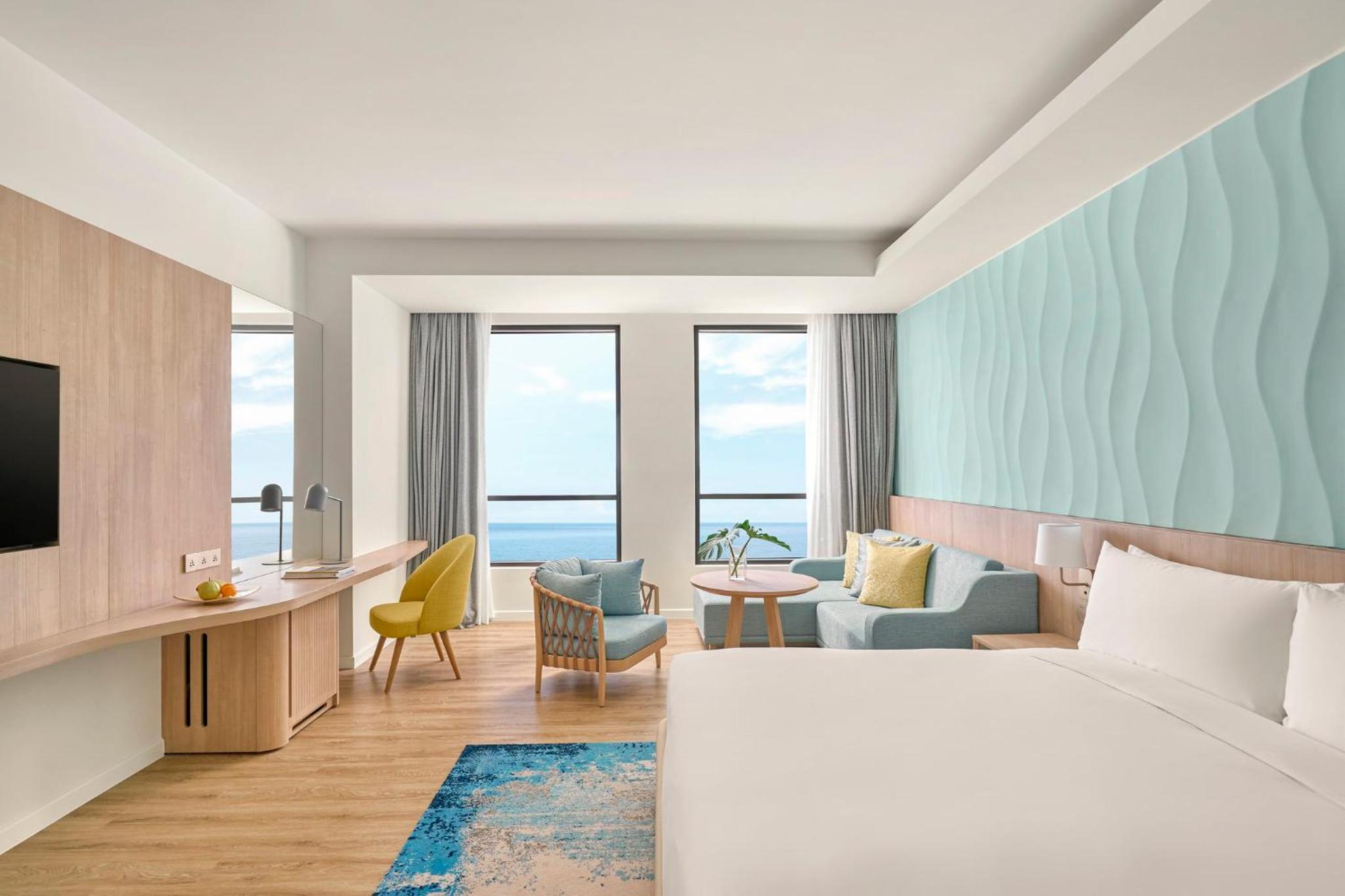 Standard King Room with Ocean View - Photo 5