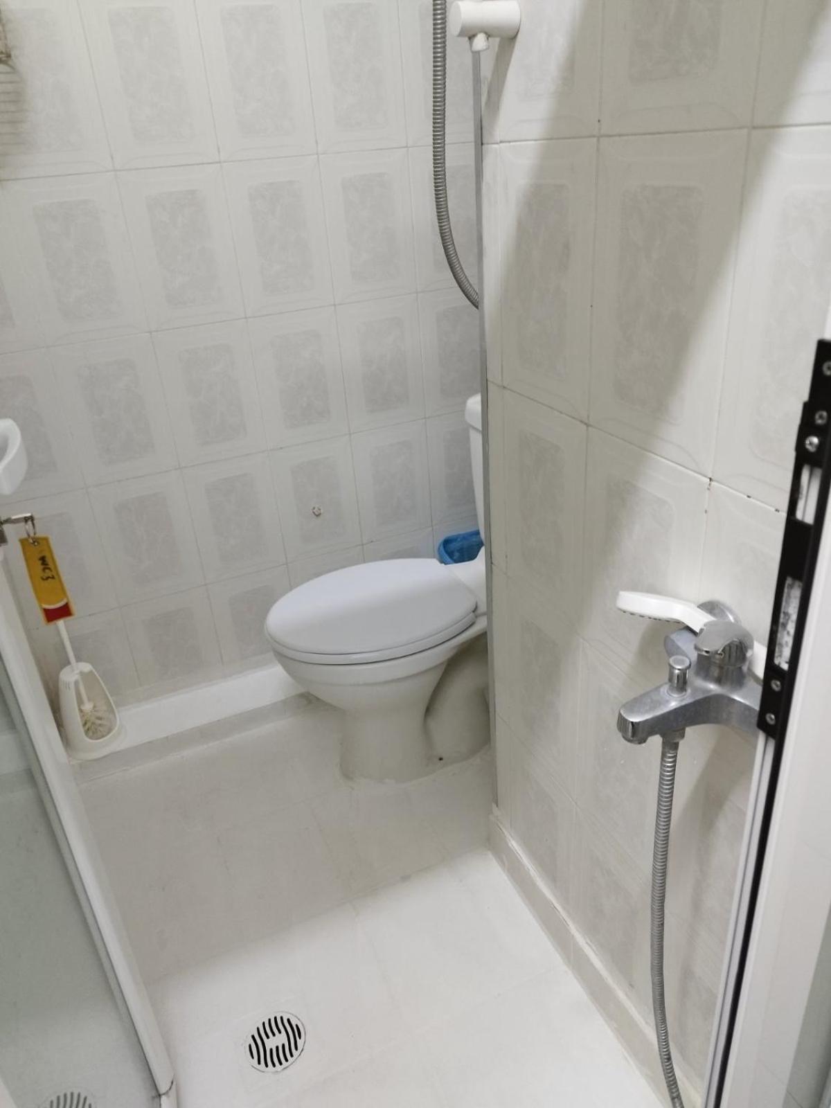 Quadruple Room with Private External Bathroom photo 3