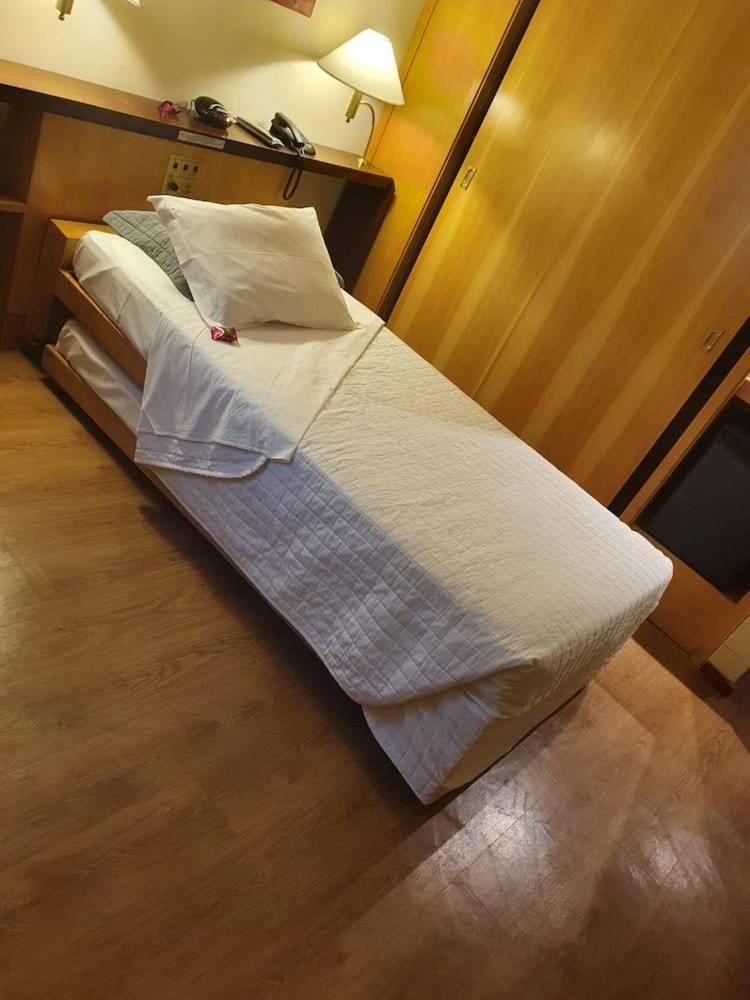 Single Room - Disability Access