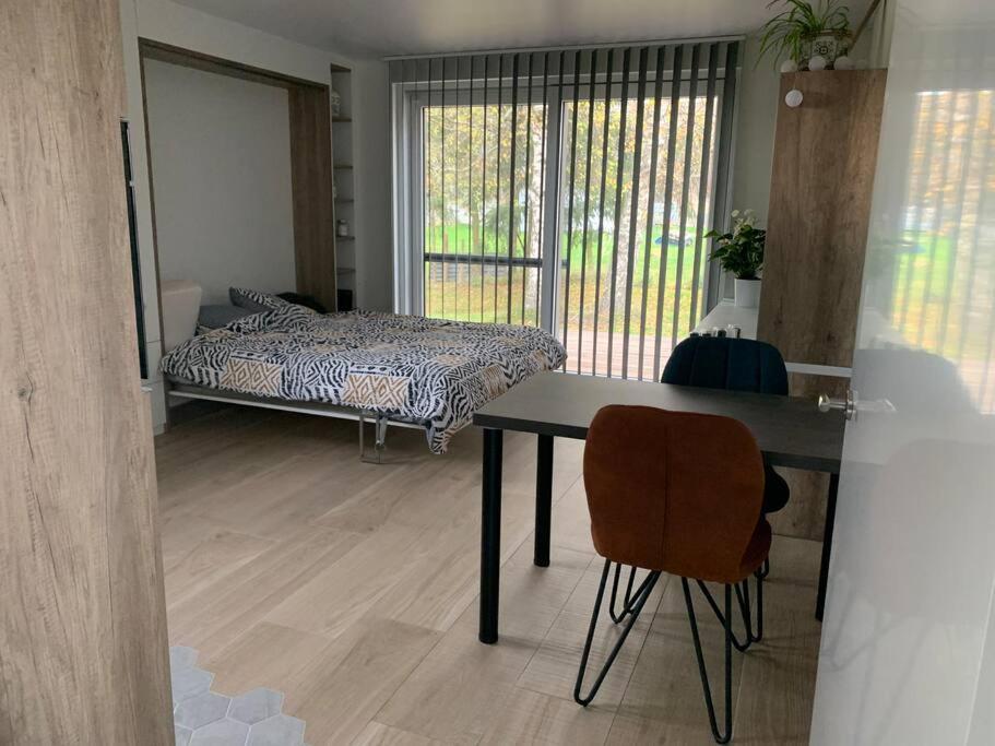 One-Bedroom House photo 1