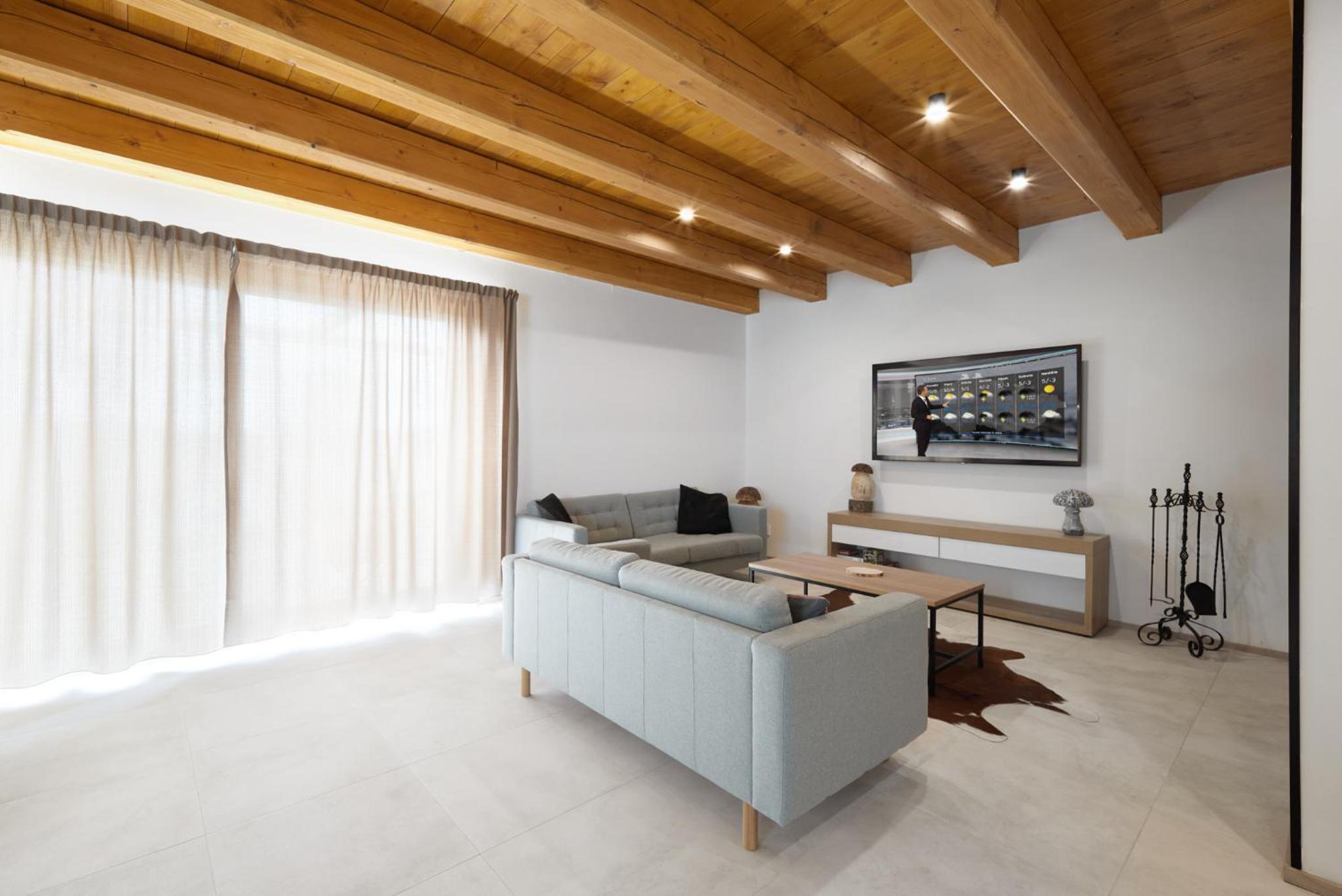 Four-Bedroom House photo 2