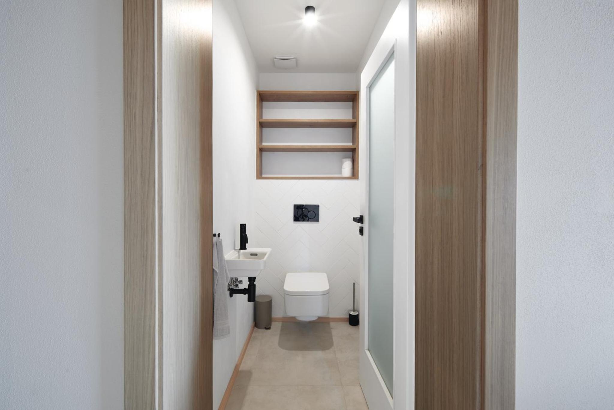 Four-Bedroom House photo 3