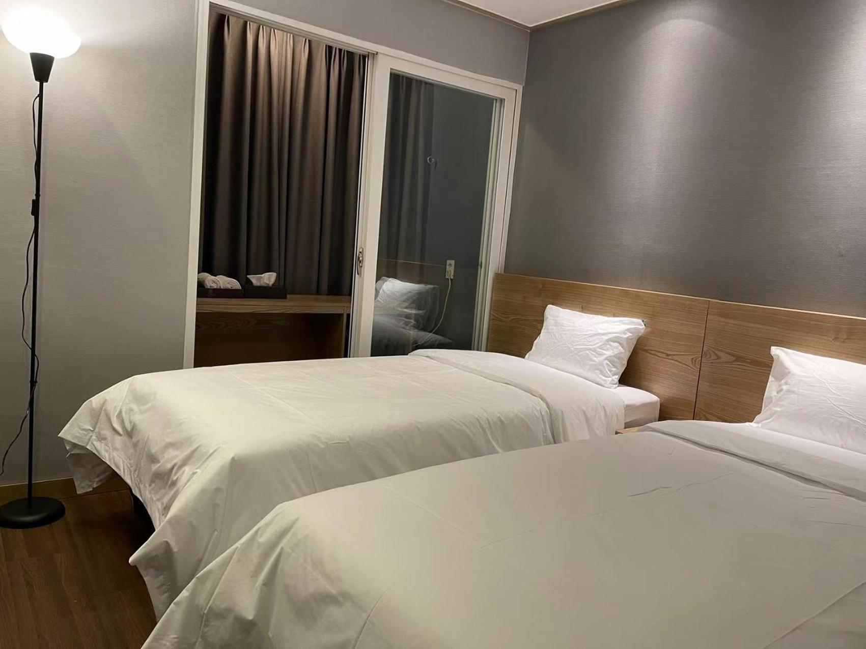Superior Twin Room - Photo 2