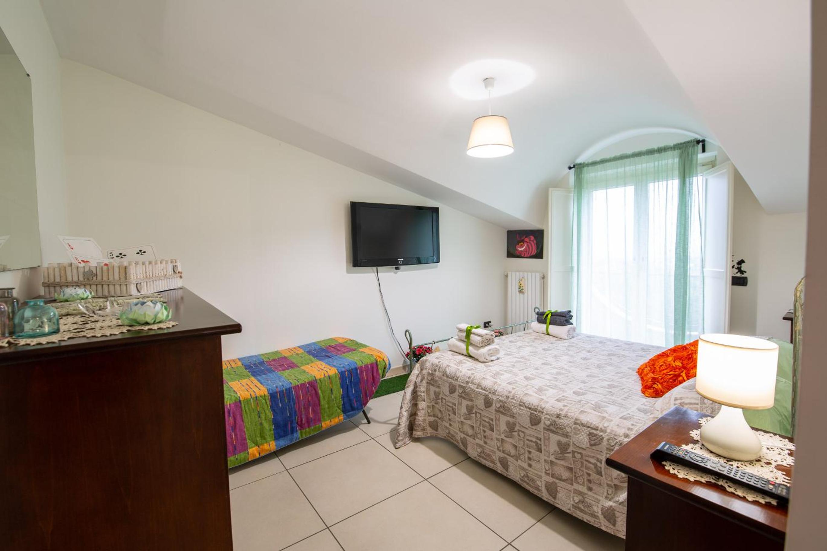 Double Room with Private External Bathroom photo 3