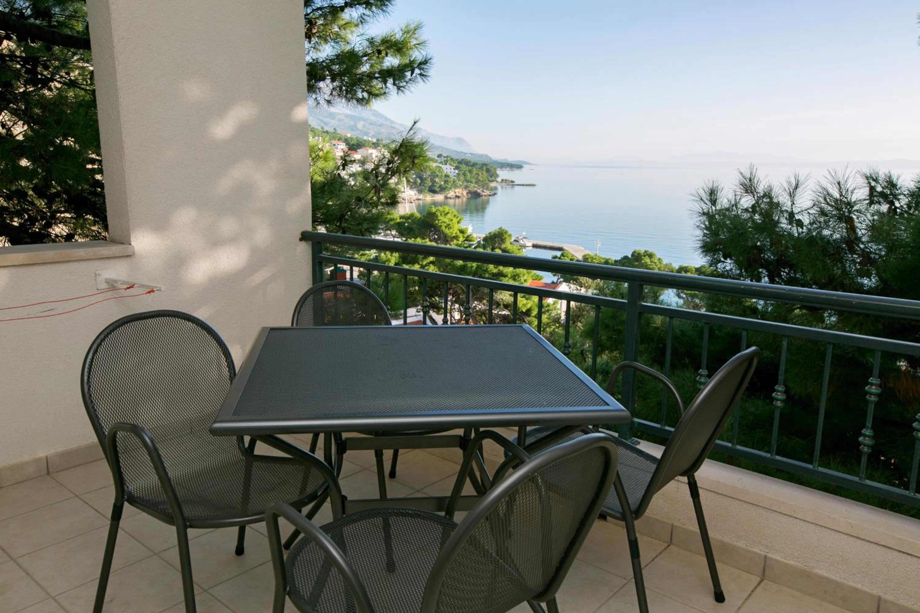 Standard Triple Room with Sea View photo 3