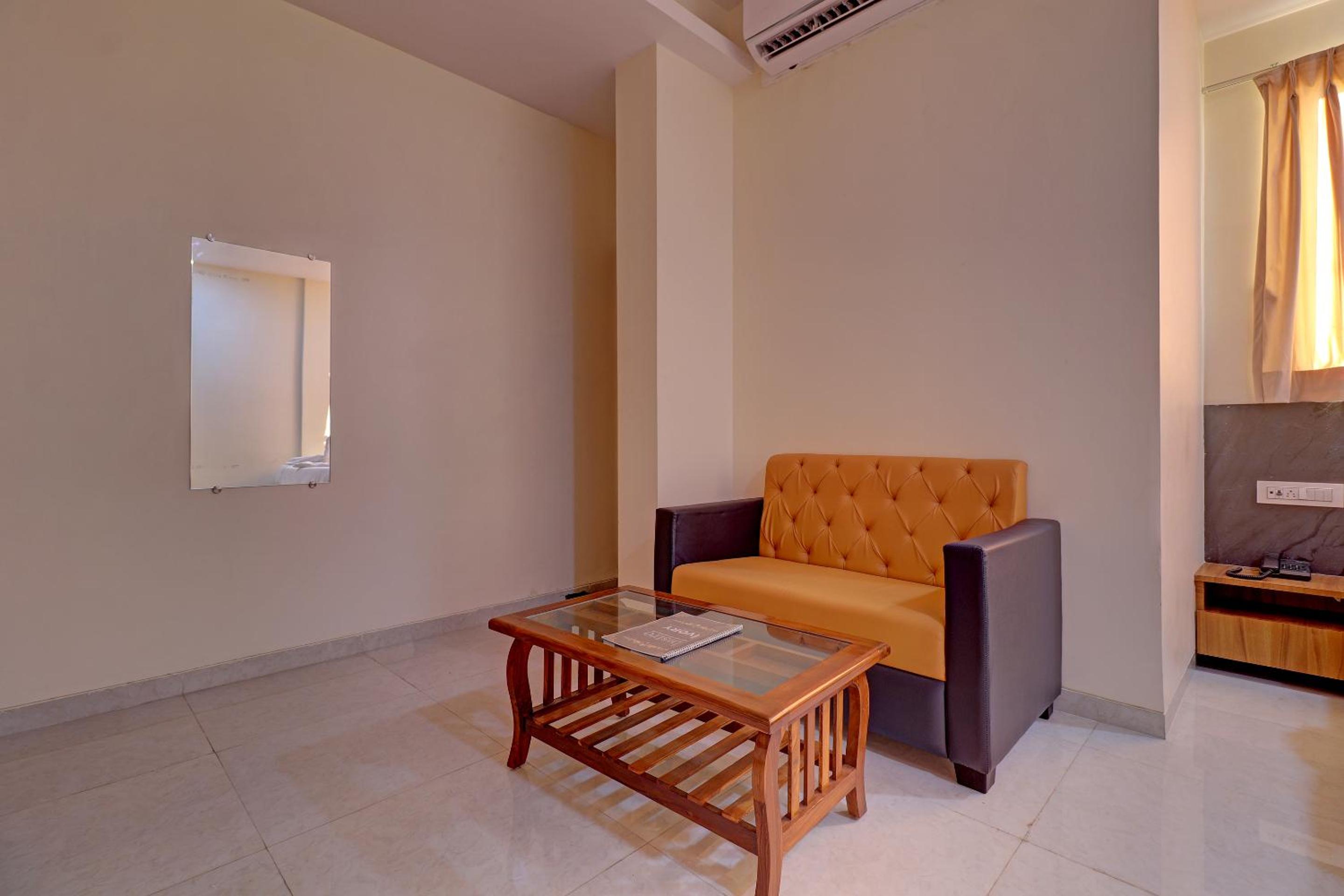 Budget Double Room photo 2