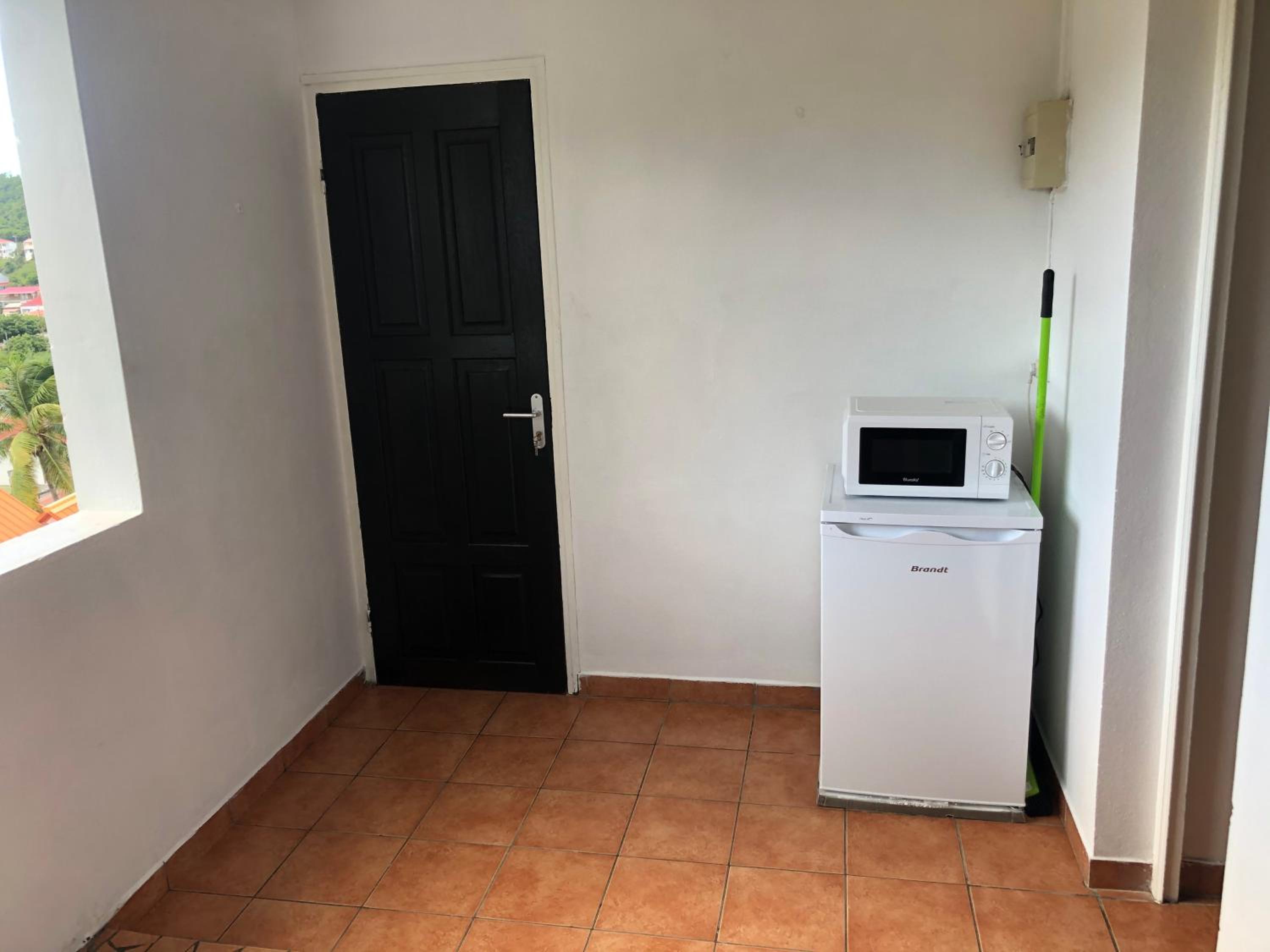 Standard Apartment - Photo 2