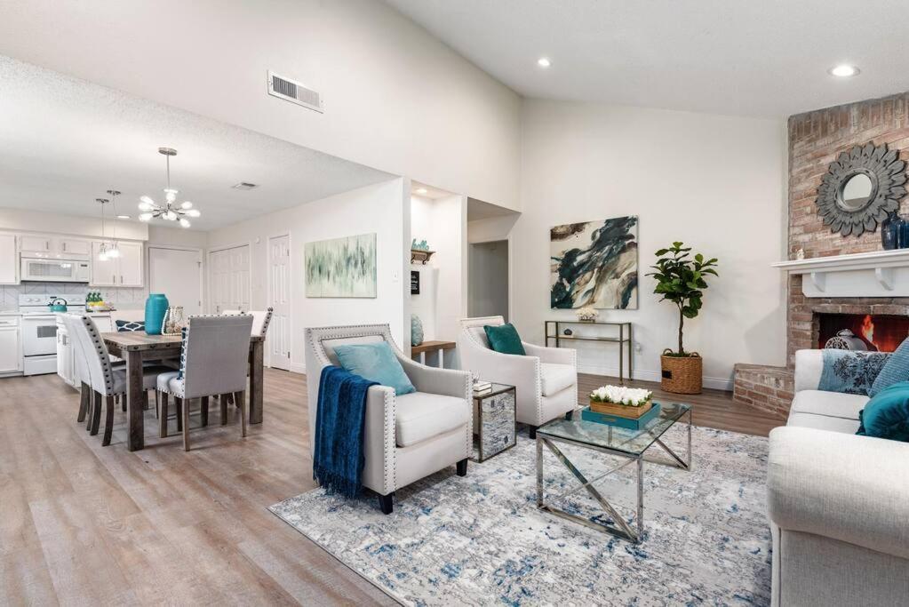 Three-Bedroom House photo 1