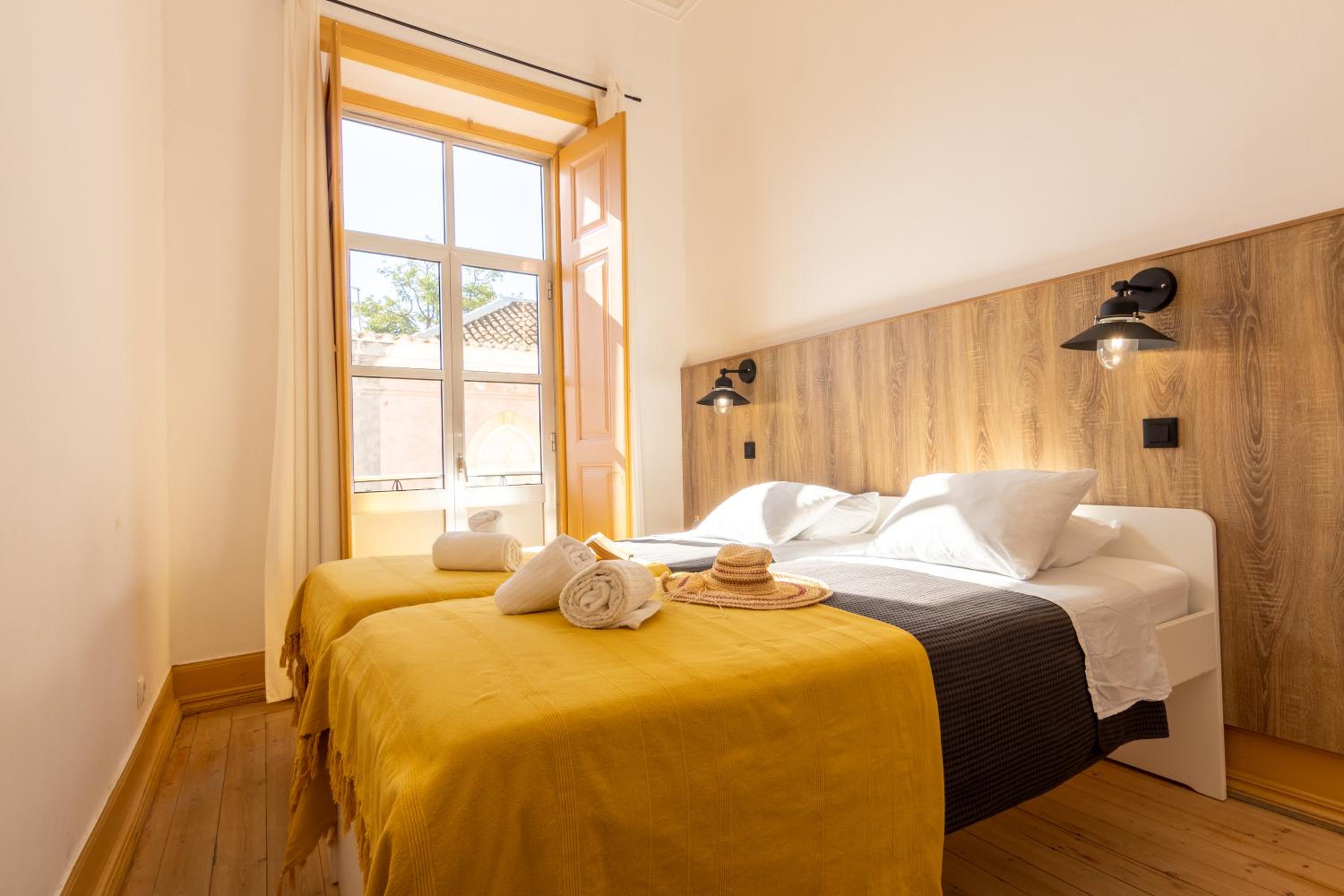 Twin Room - Photo 1
