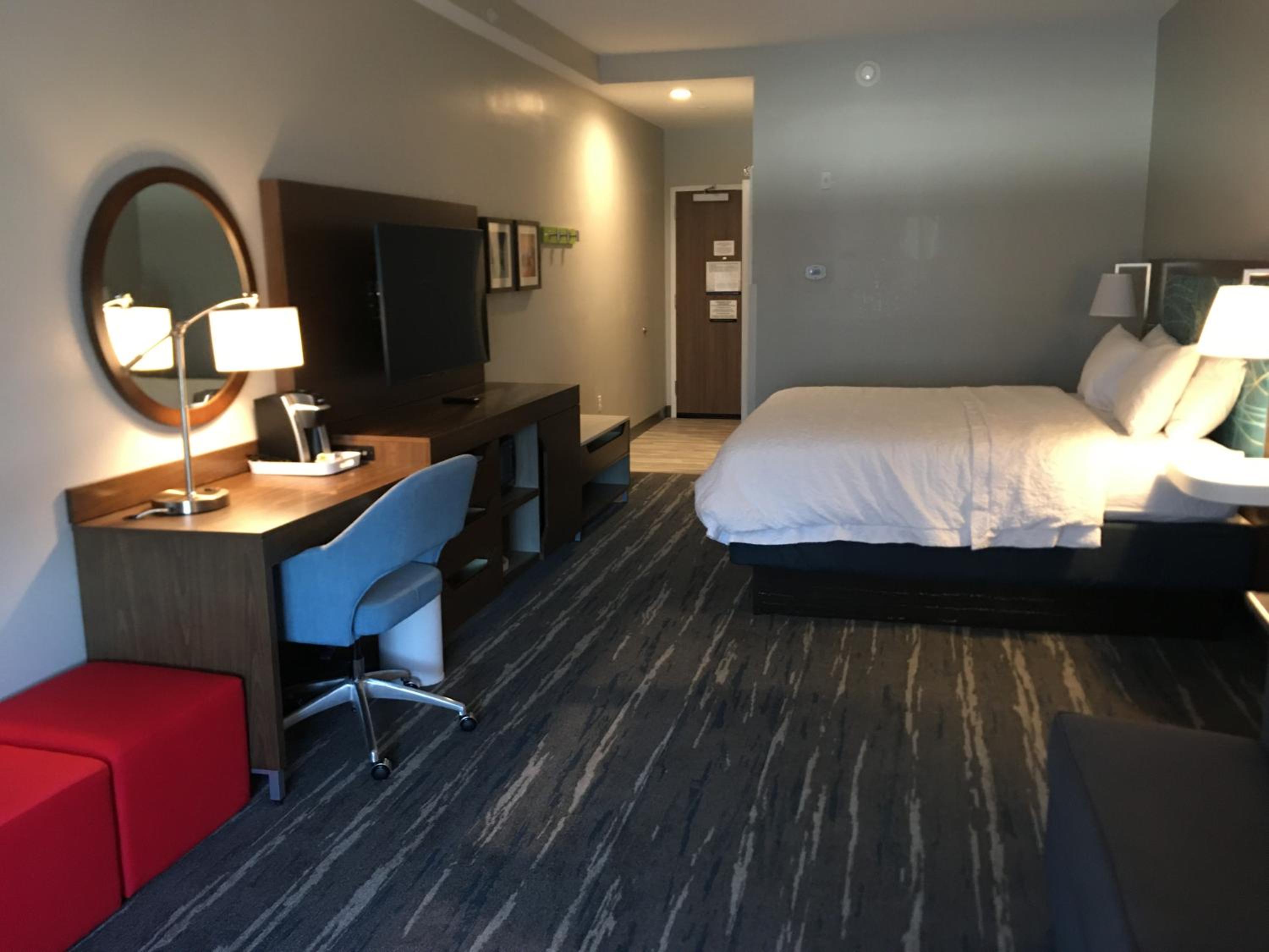 King Room with Sofa Bed photo 2