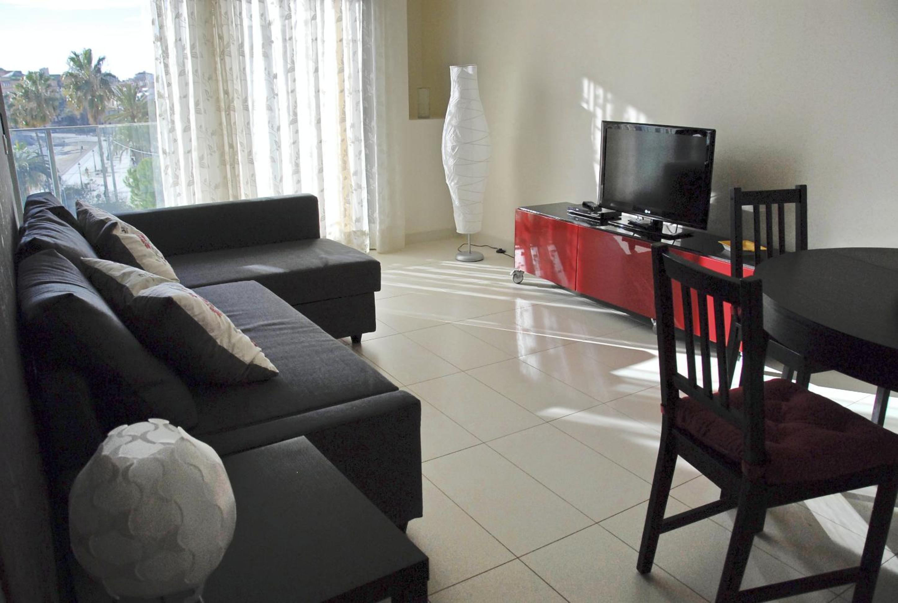 Two-Bedroom Apartment photo 2