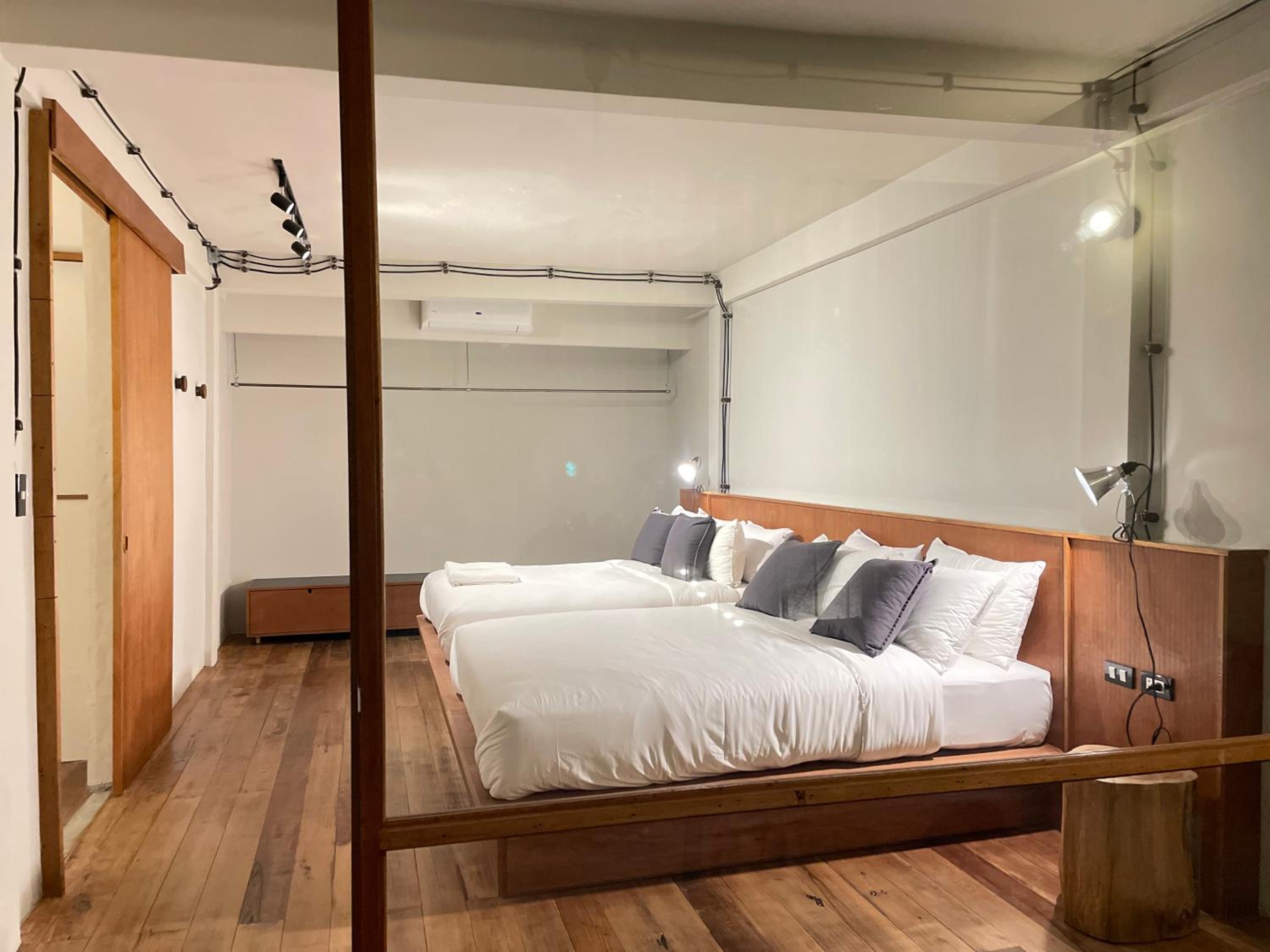 Suite with Garden View photo 3