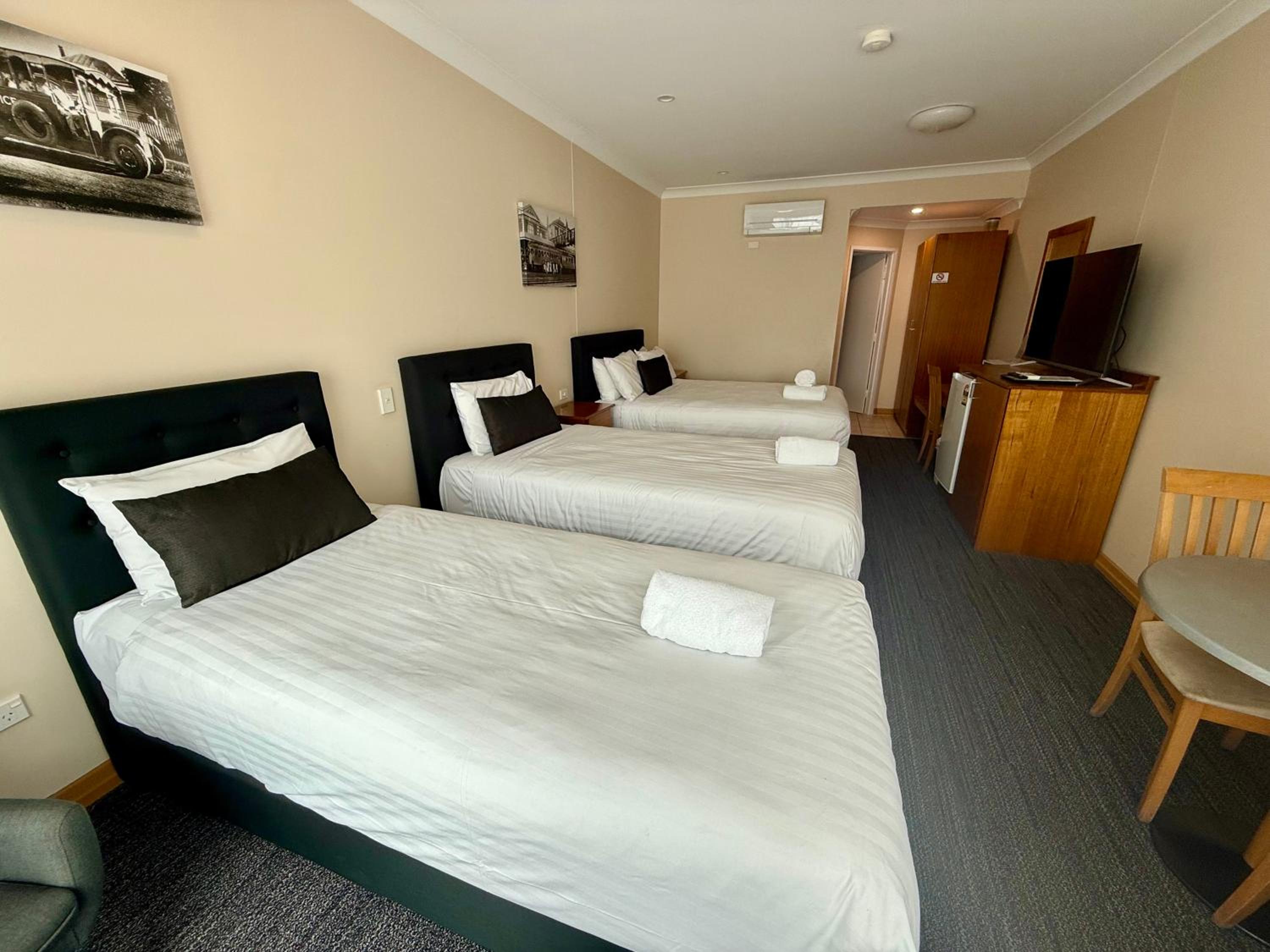Deluxe Quadruple Room
