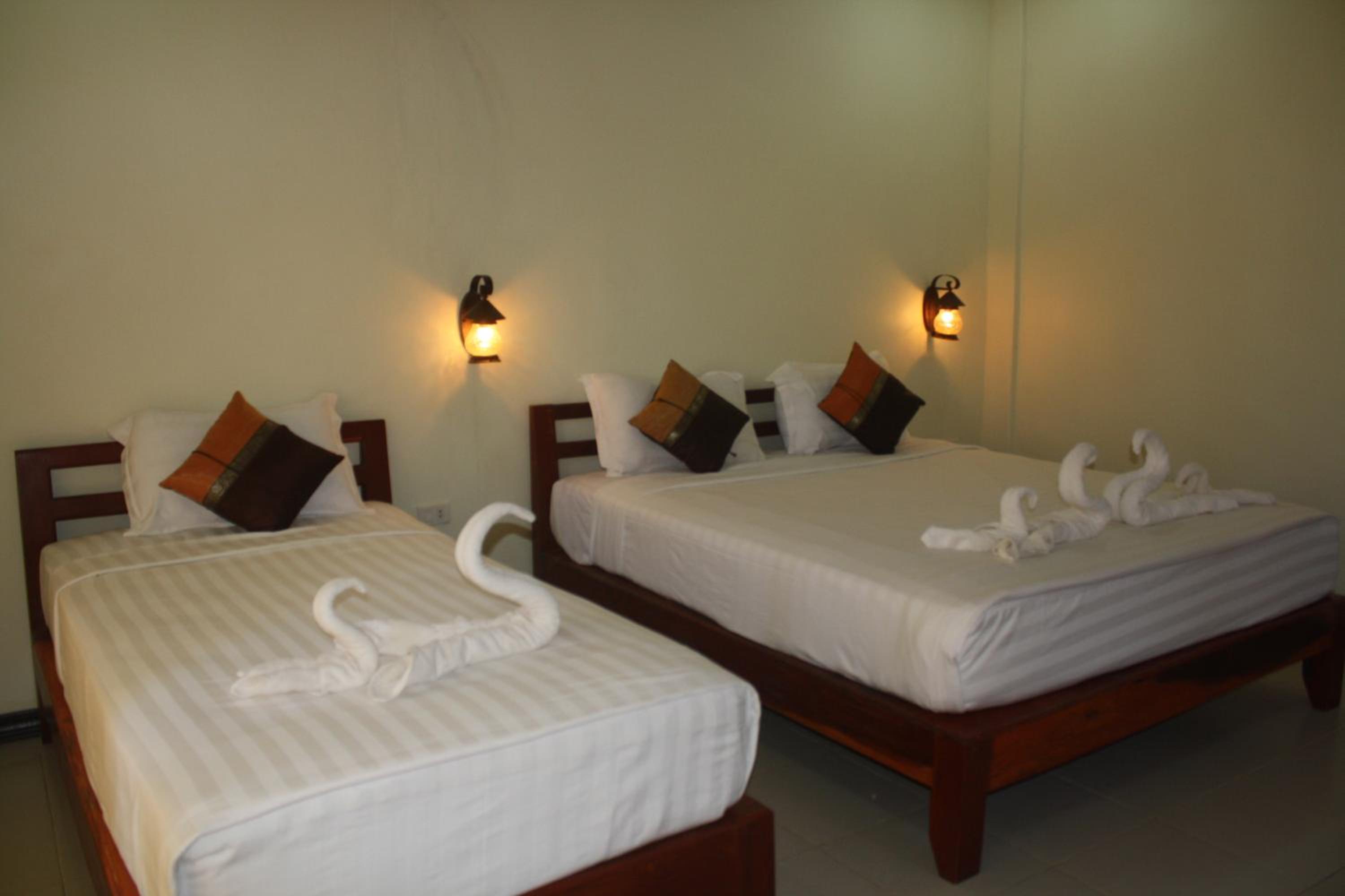 Standard Double or Twin Room - Photo 6