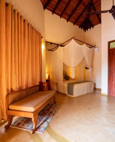 Deluxe Double Room (2 Adults + 1 Child) photo 1
