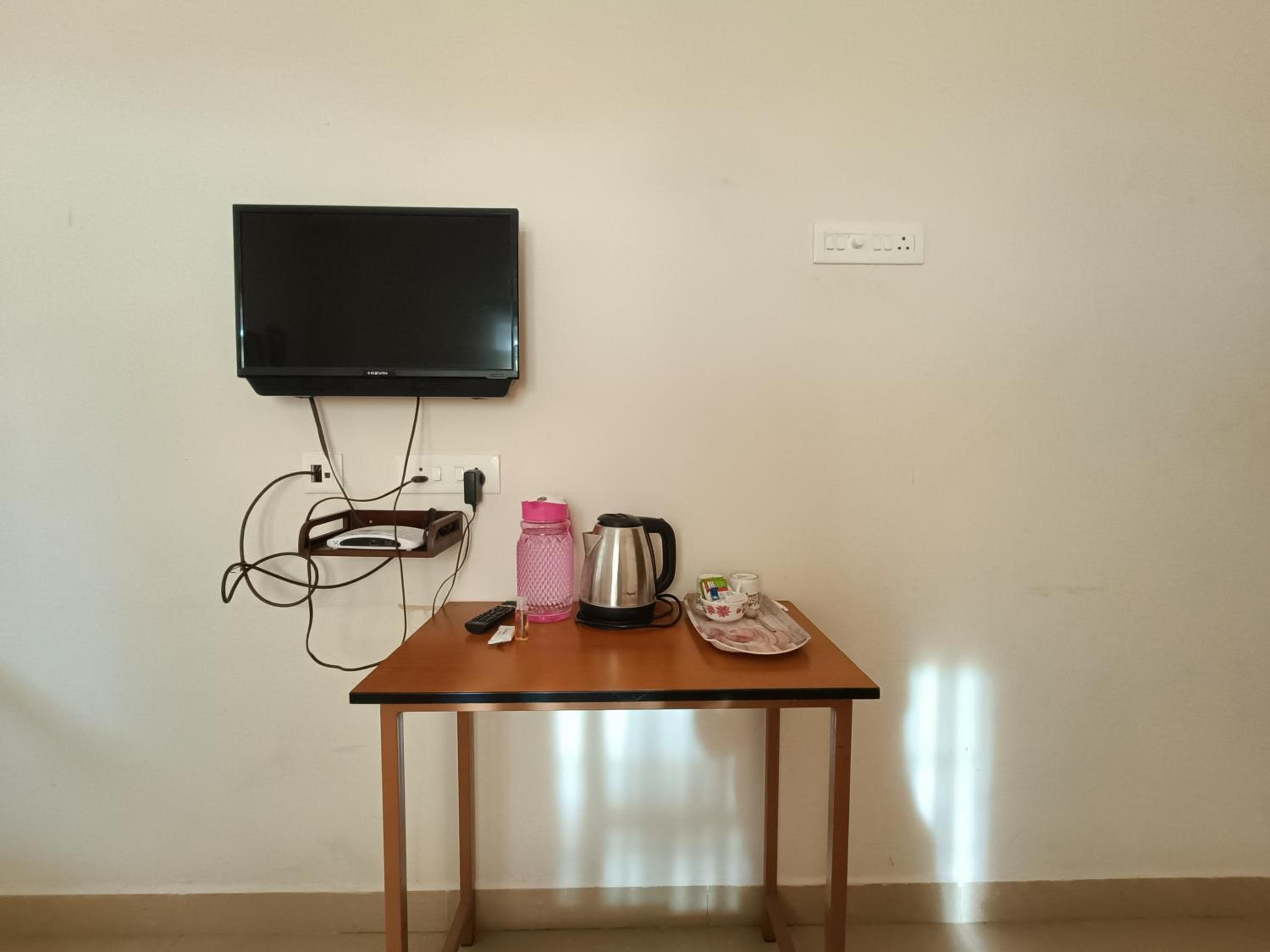 Deluxe Double Room - Photo 10