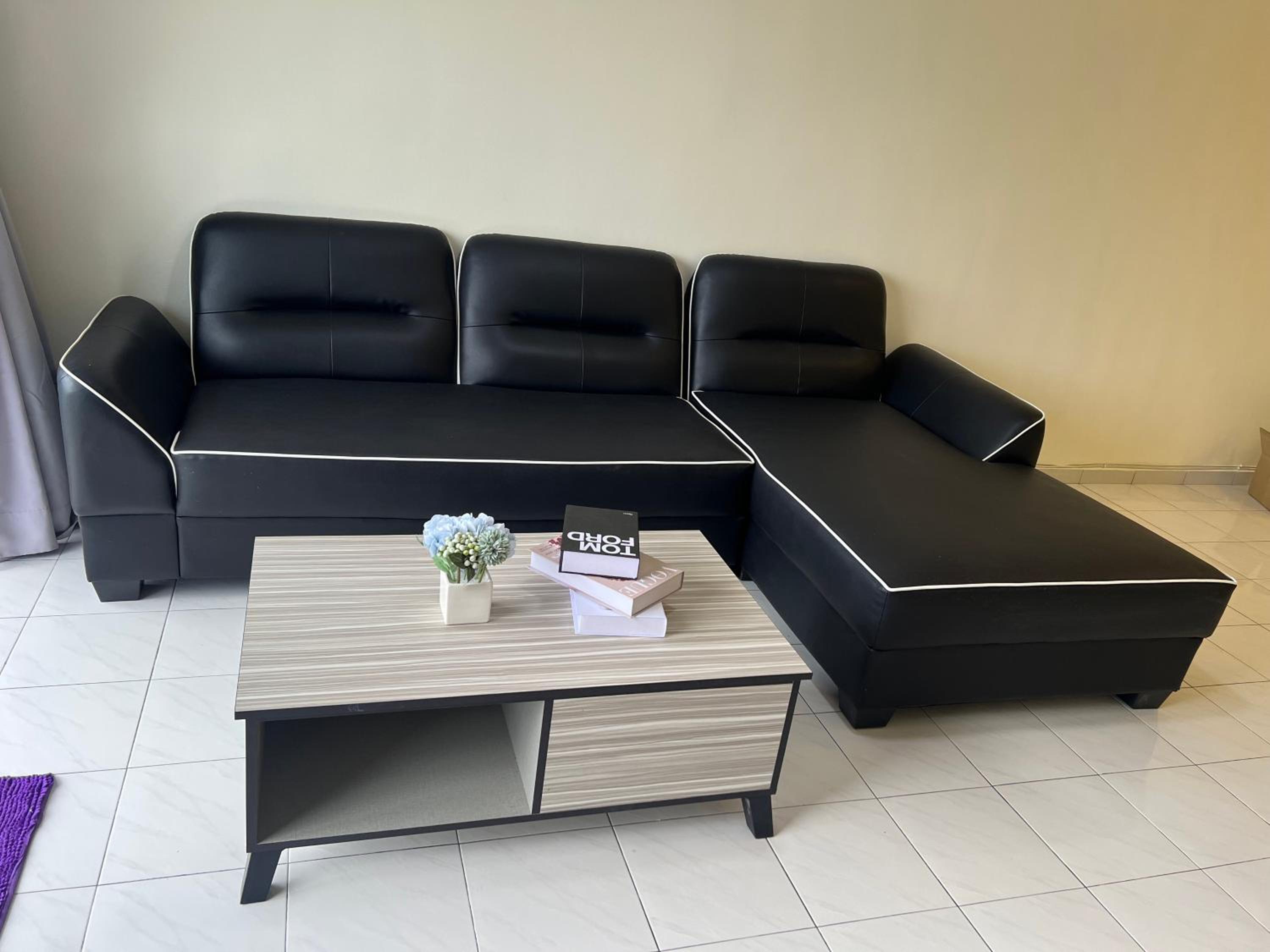 Three-Bedroom Apartment - Photo 3