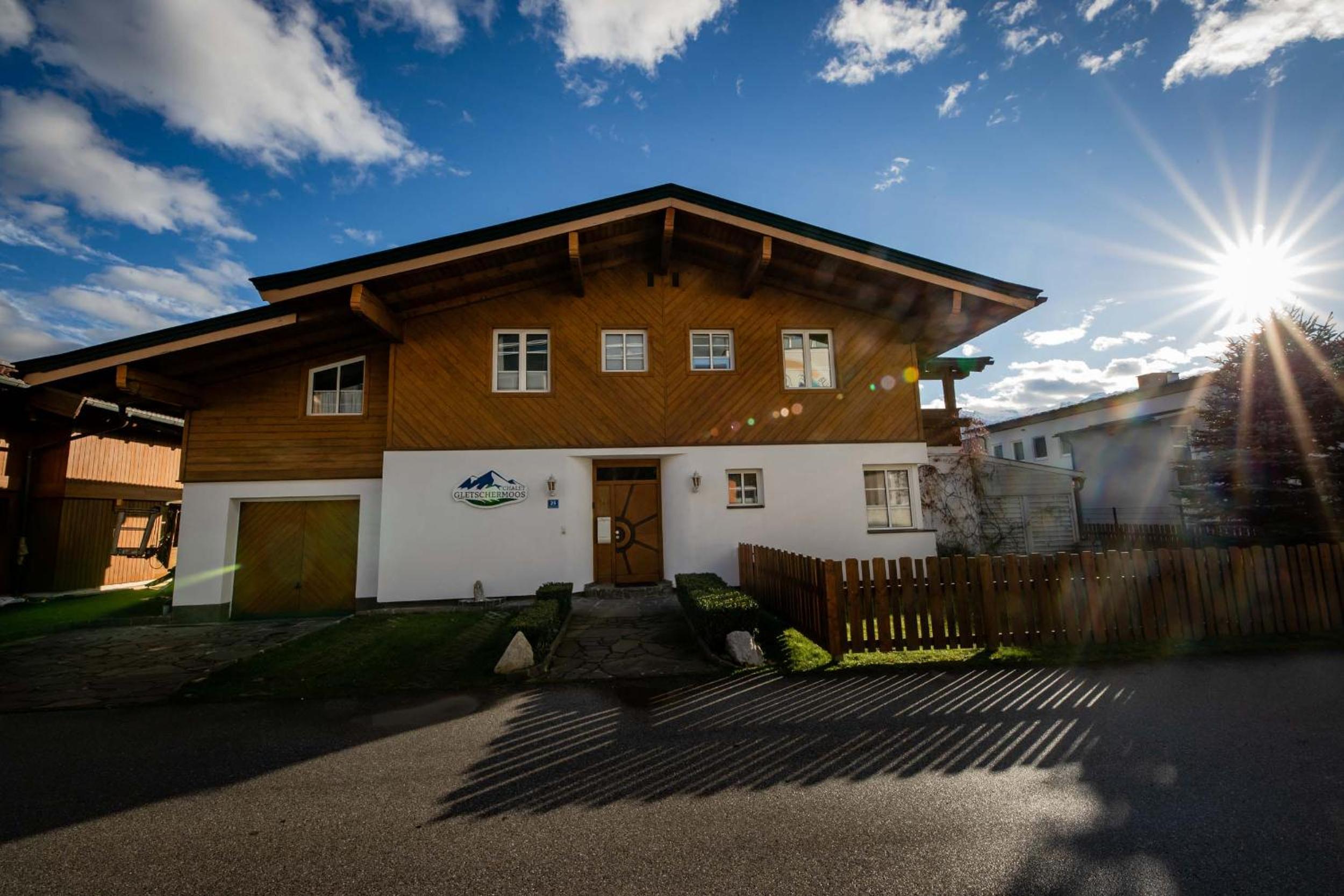 Superior Chalet photo 2