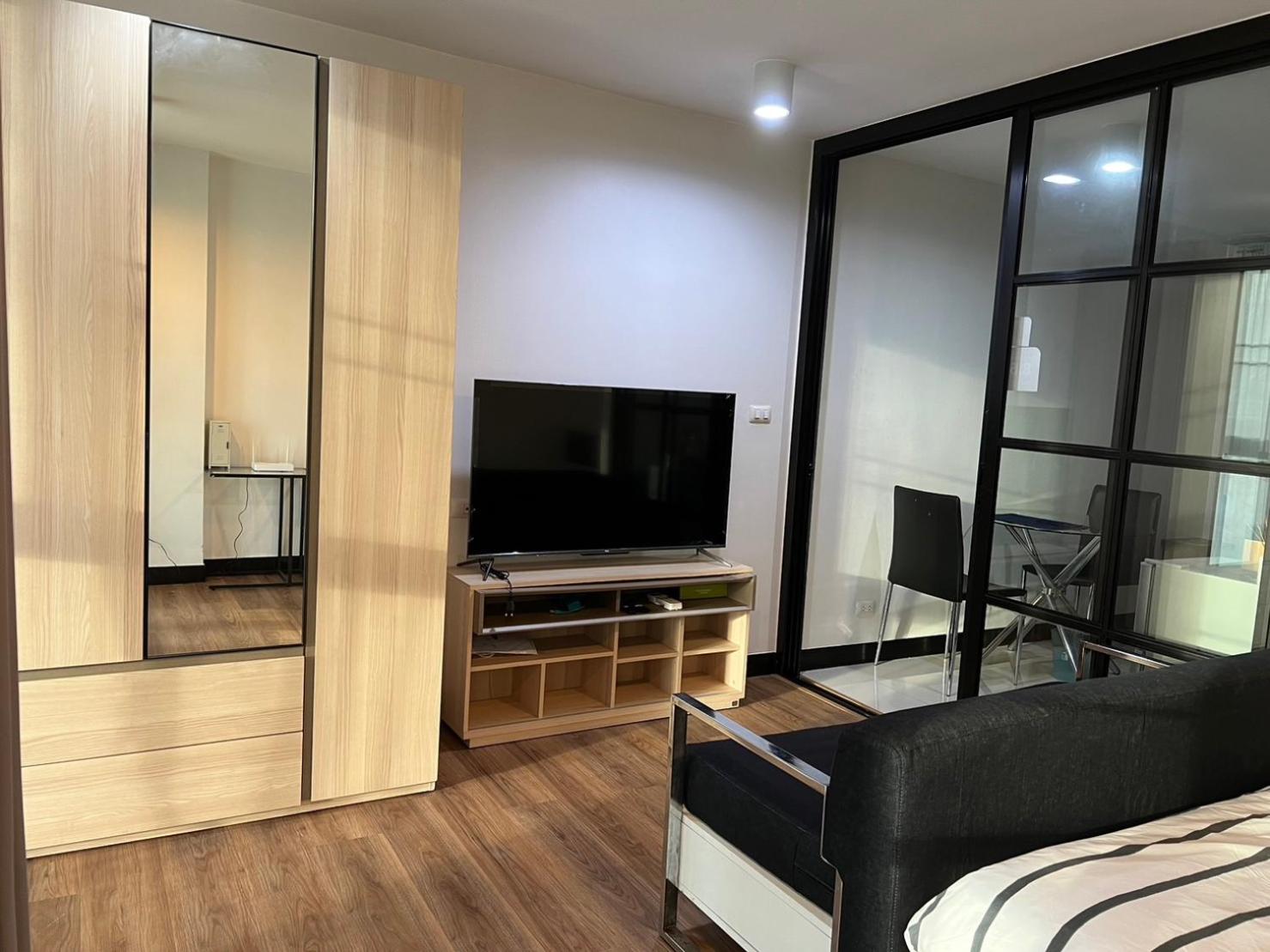 Apartment photo 1