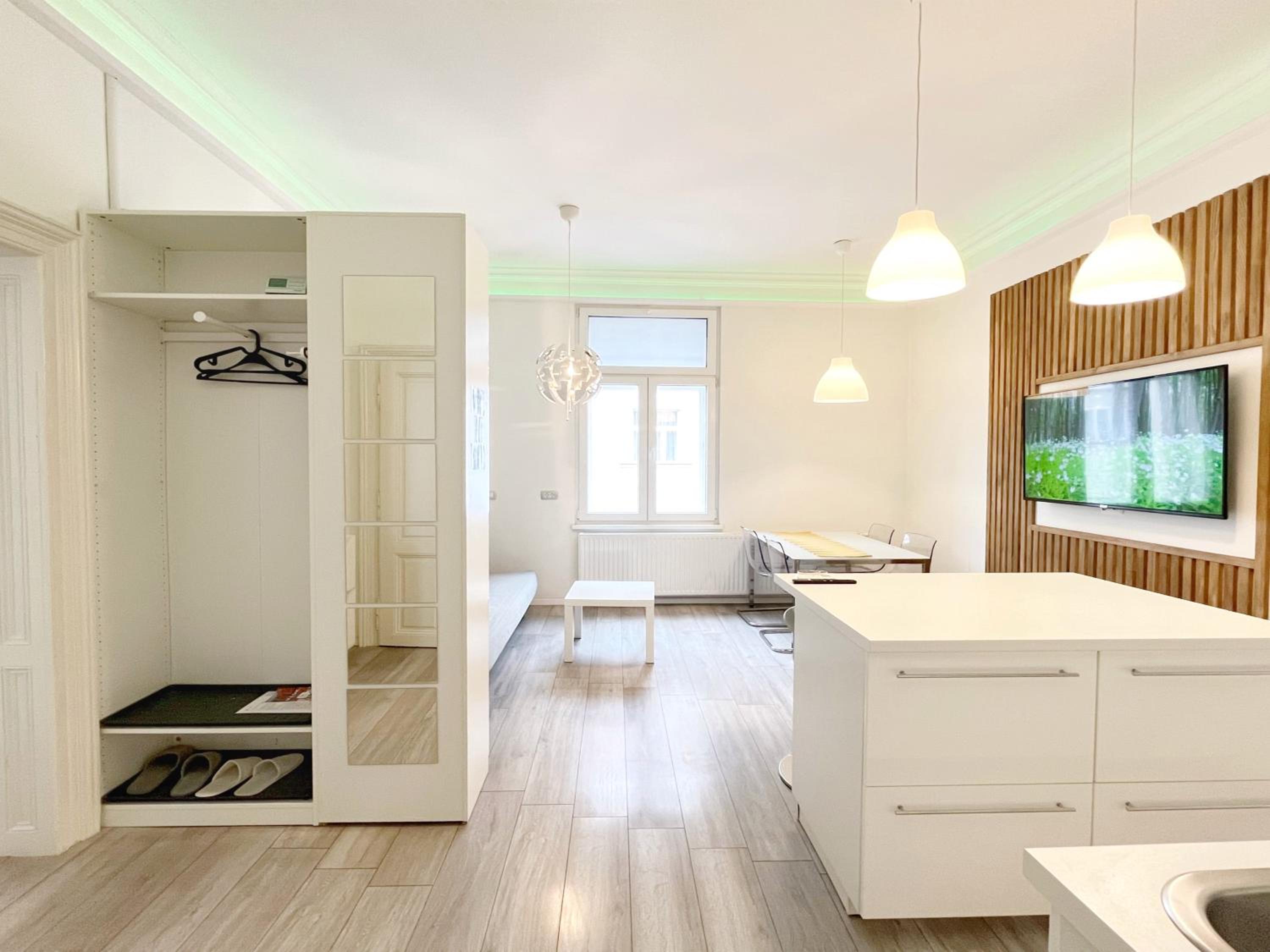 Deluxe Apartment