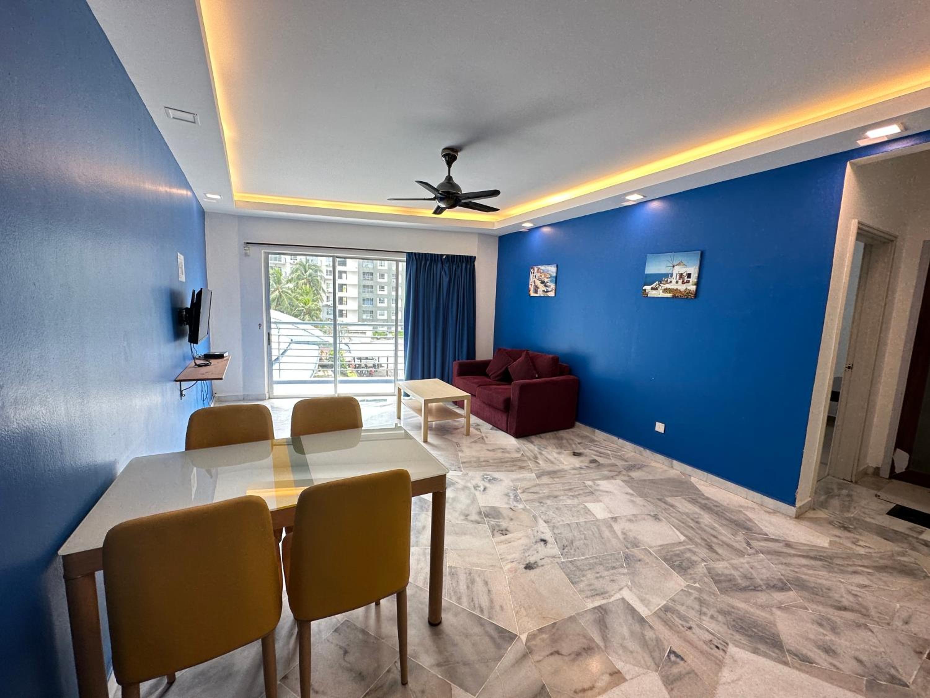Apartment with Balcony