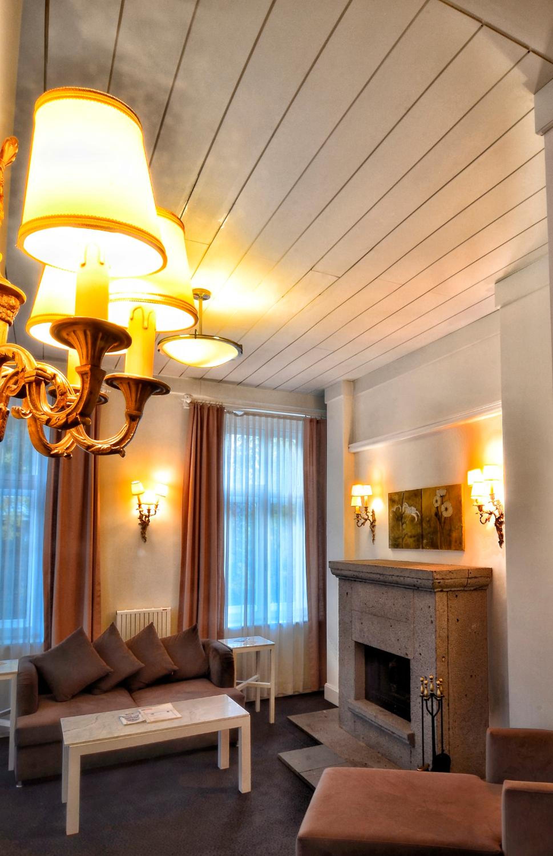 Suite - Photo 7