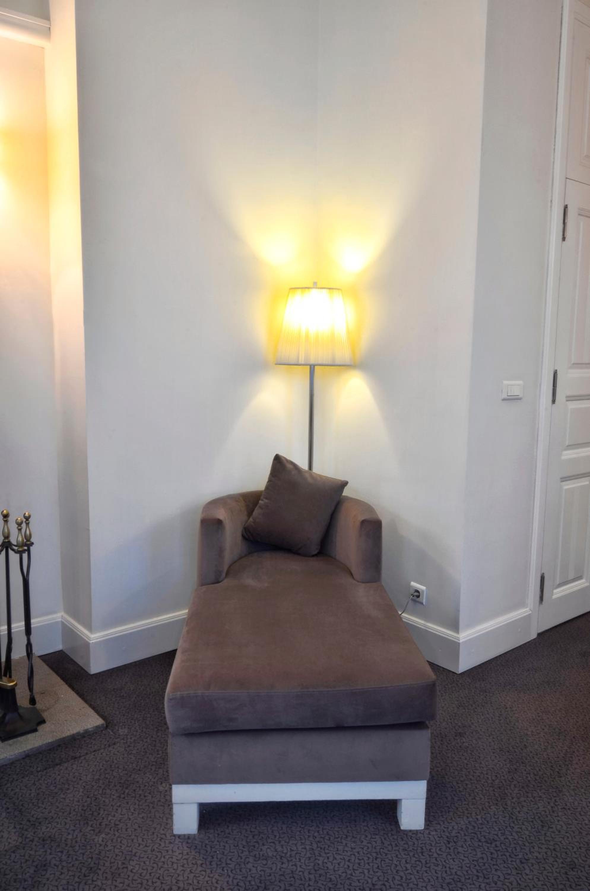 Suite - Photo 5