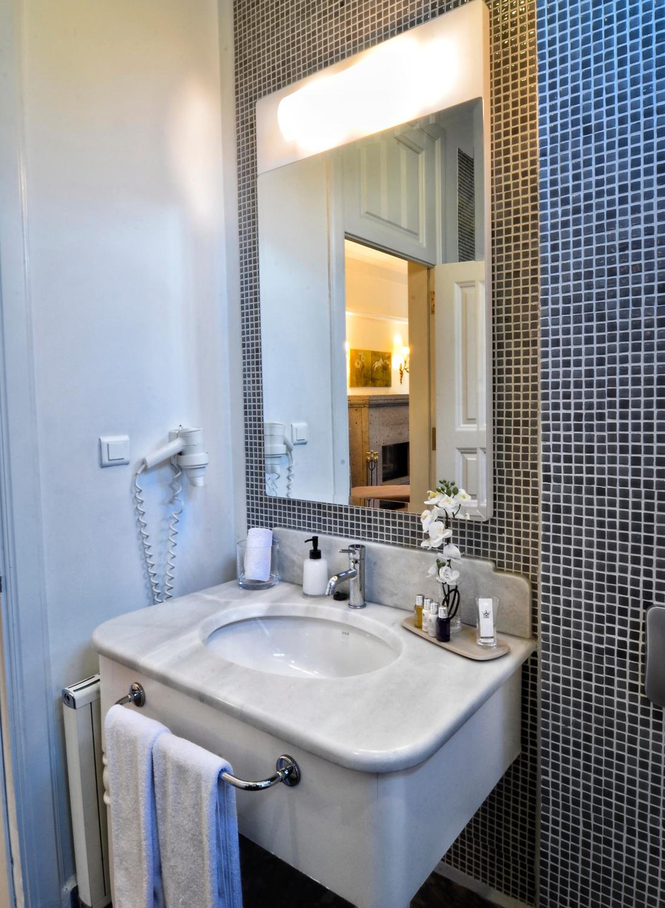 Suite - Photo 4