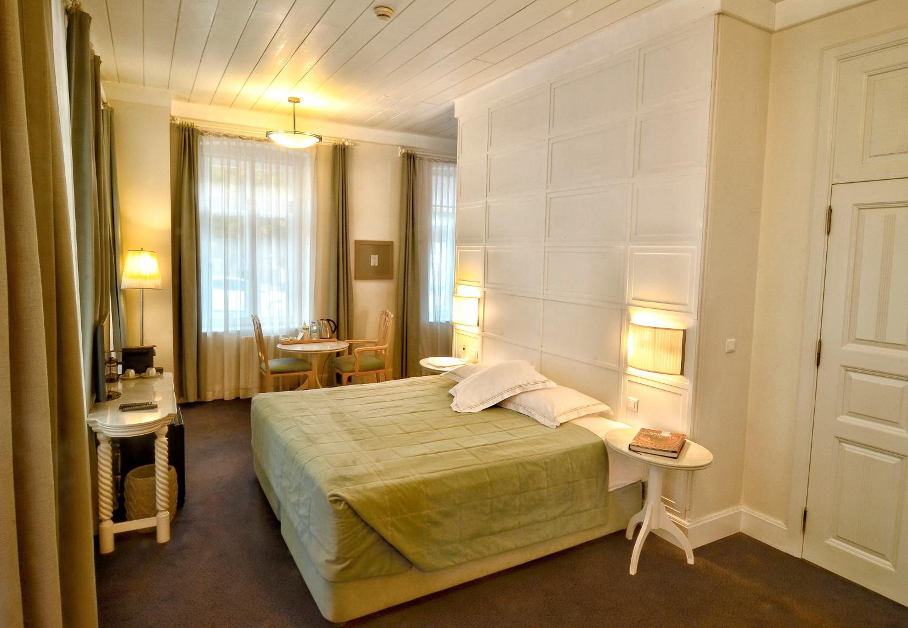 Standard Double Room - Photo 3