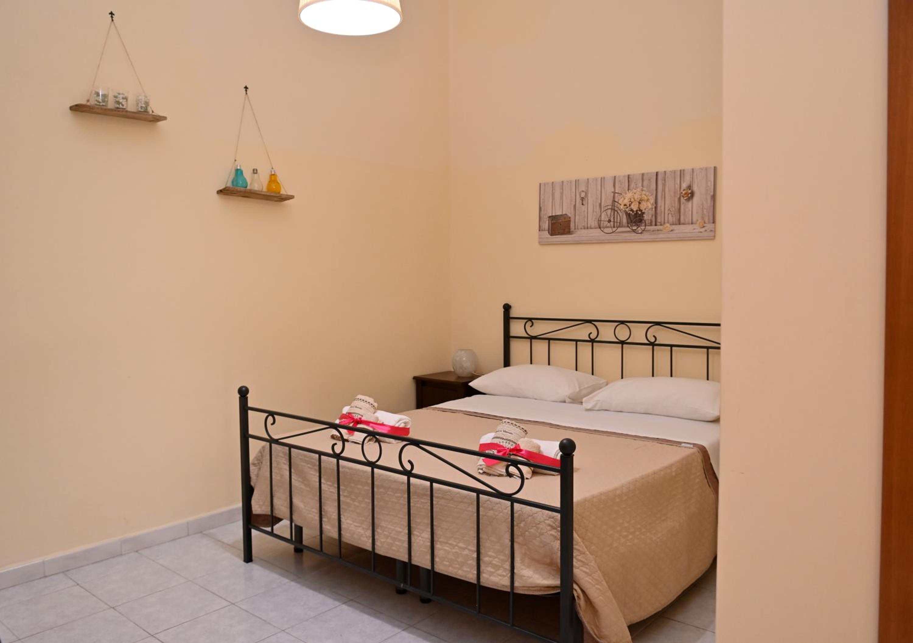 Double Room with Private Bathroom photo 1